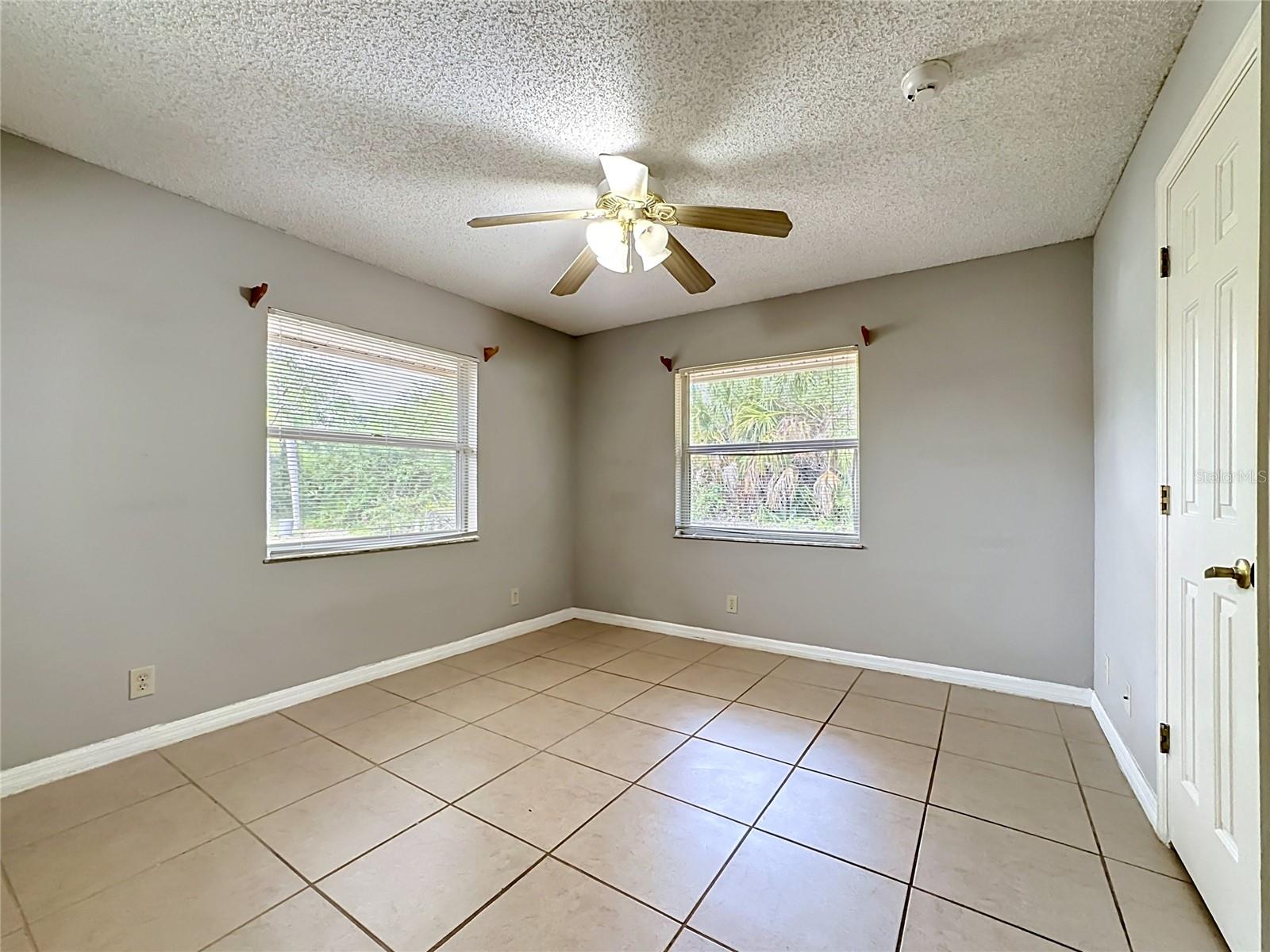 1570 S BISCAYNE DR, NORTH PORT, FL, 34287