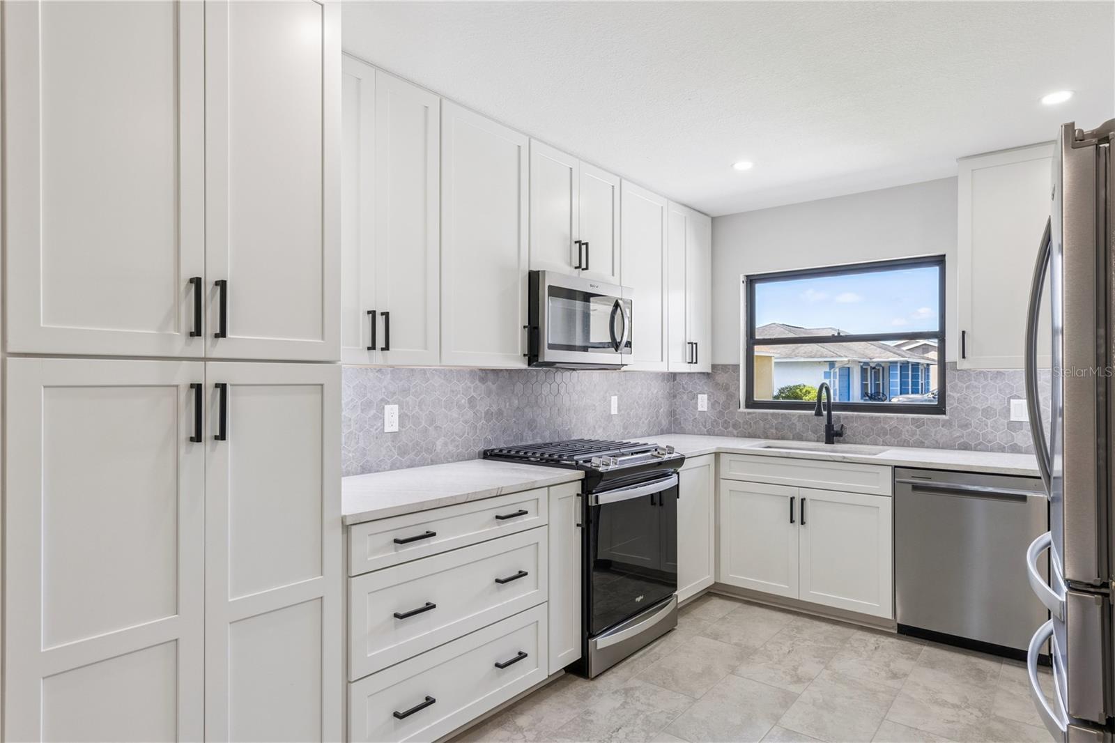 10792 LAZY LAKE DR, ORLANDO, FL, 32821