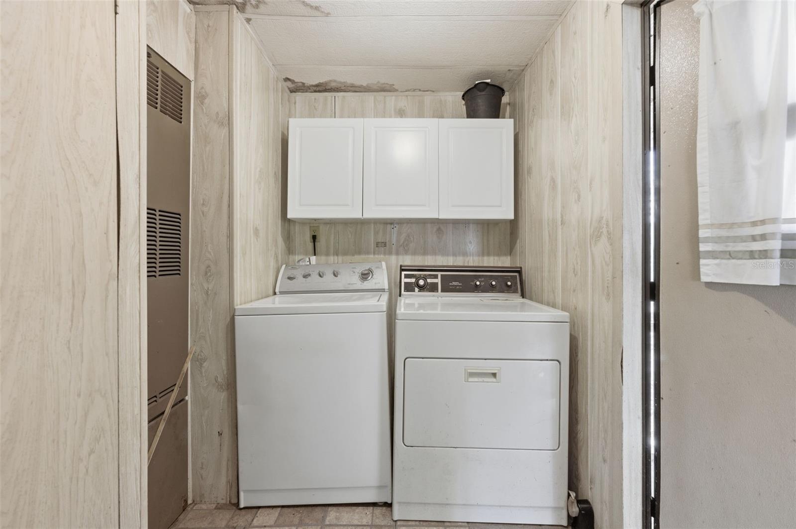 8045 INDIAN TRAIL RD, WEEKI WACHEE, FL, 34613