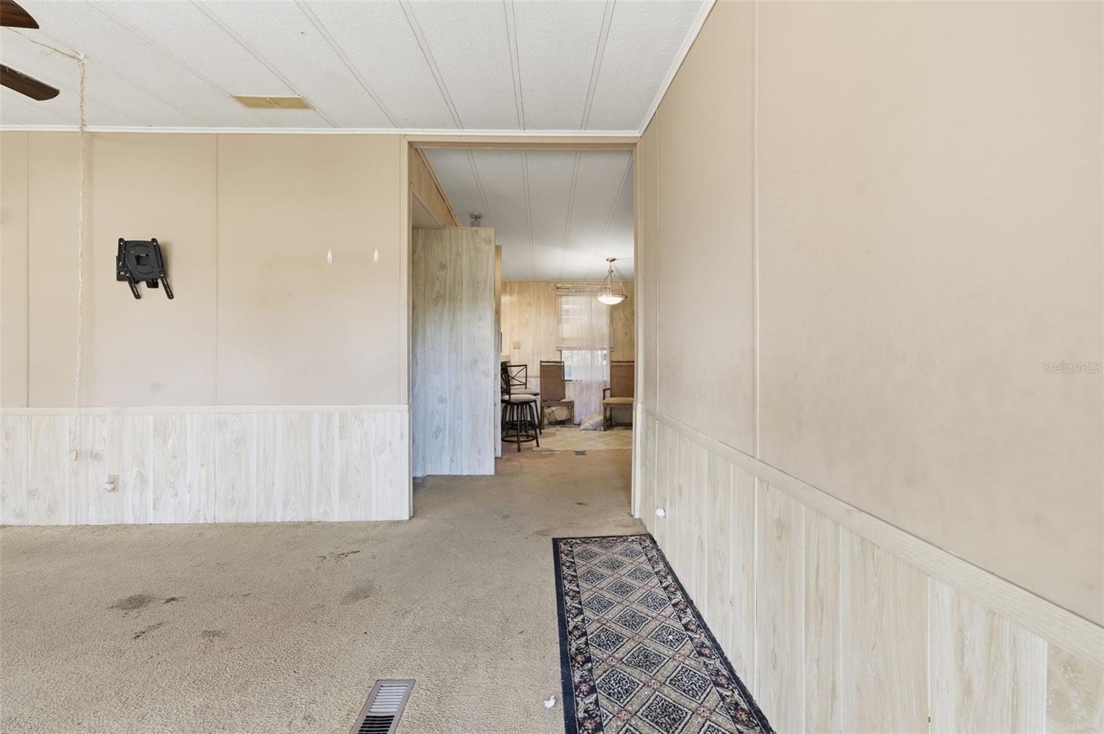 8045 INDIAN TRAIL RD, WEEKI WACHEE, FL, 34613