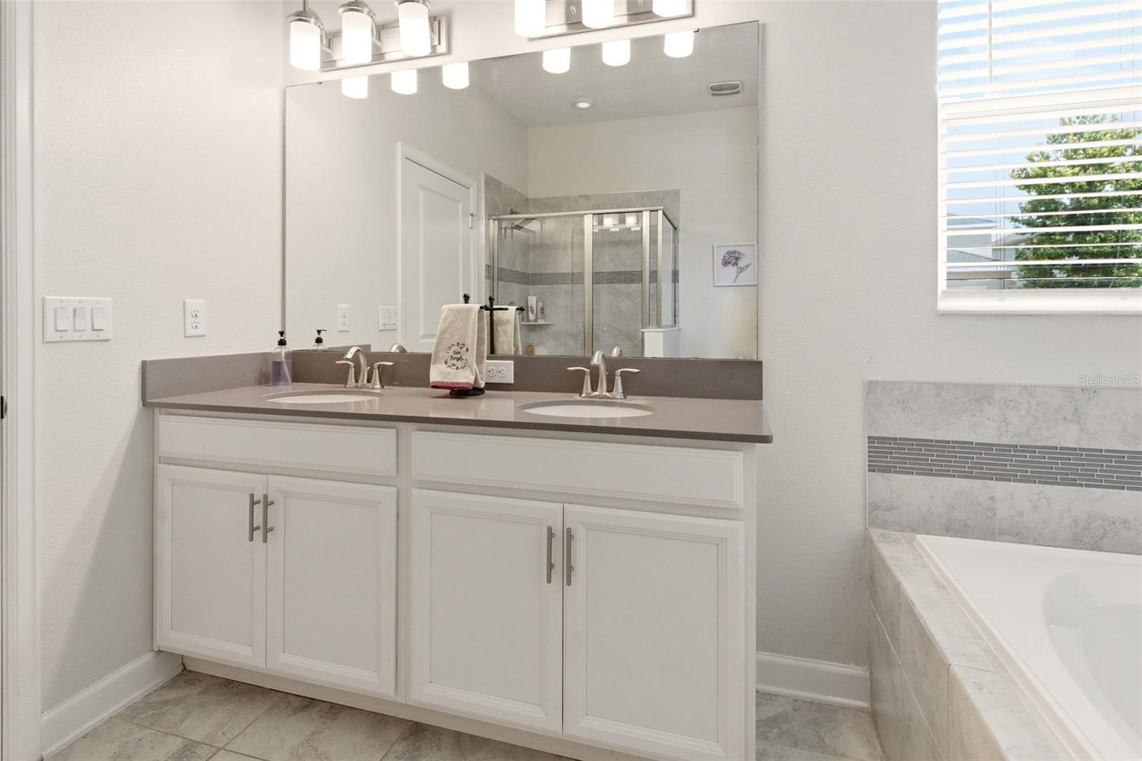 11932 HOMETOWN PL, ORLANDO, FL, 32832