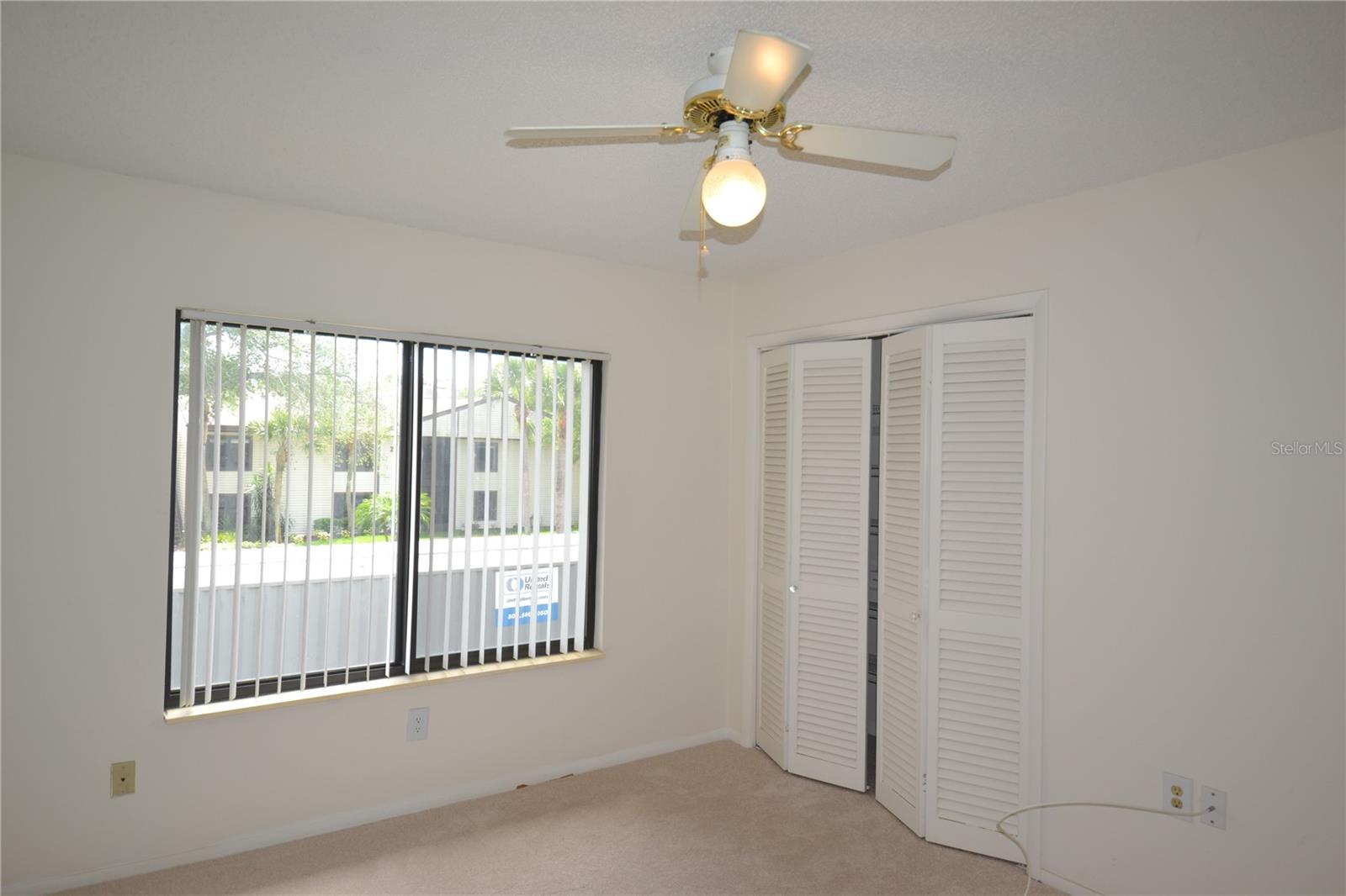 329 MOORINGS COVE DR, TARPON SPRINGS, FL, 34689