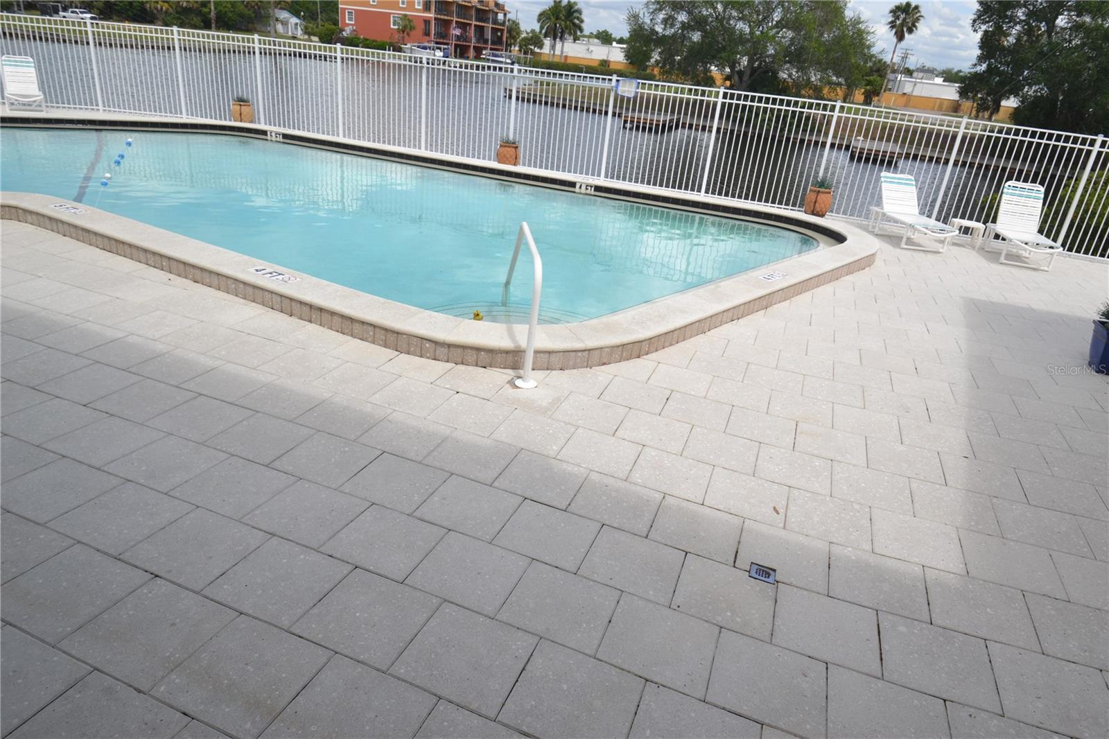 329 MOORINGS COVE DR, TARPON SPRINGS, FL, 34689