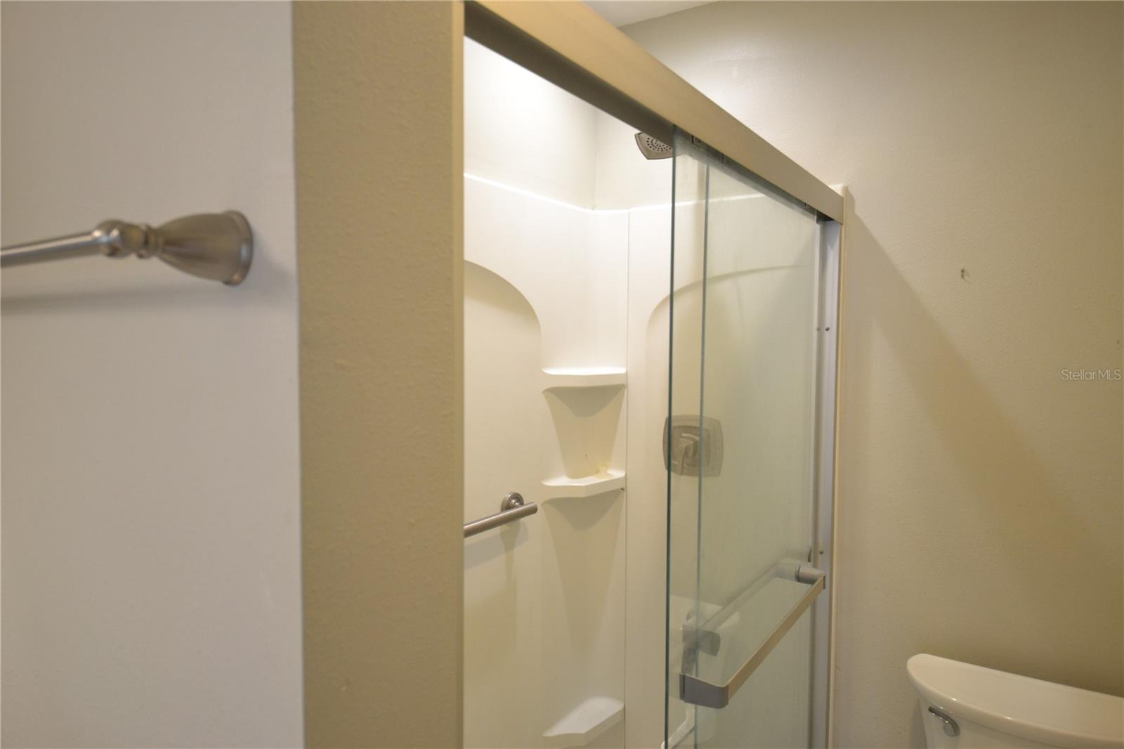 329 MOORINGS COVE DR, TARPON SPRINGS, FL, 34689
