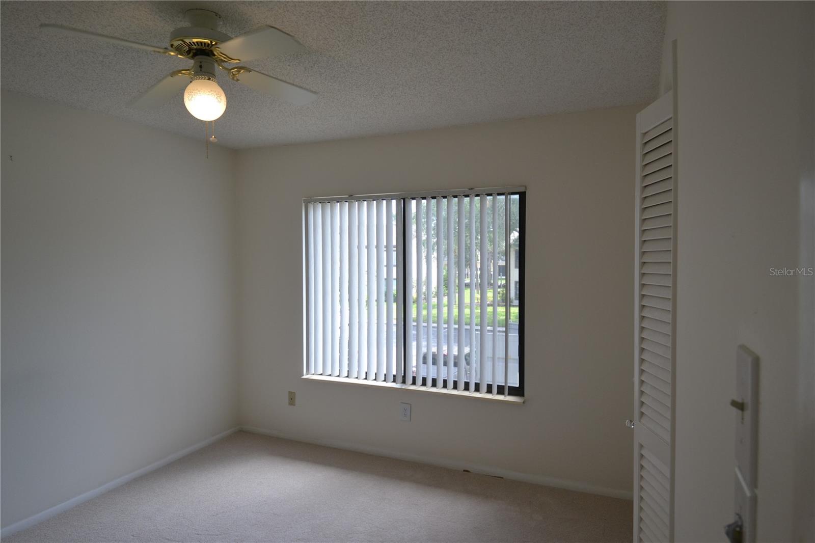 329 MOORINGS COVE DR, TARPON SPRINGS, FL, 34689
