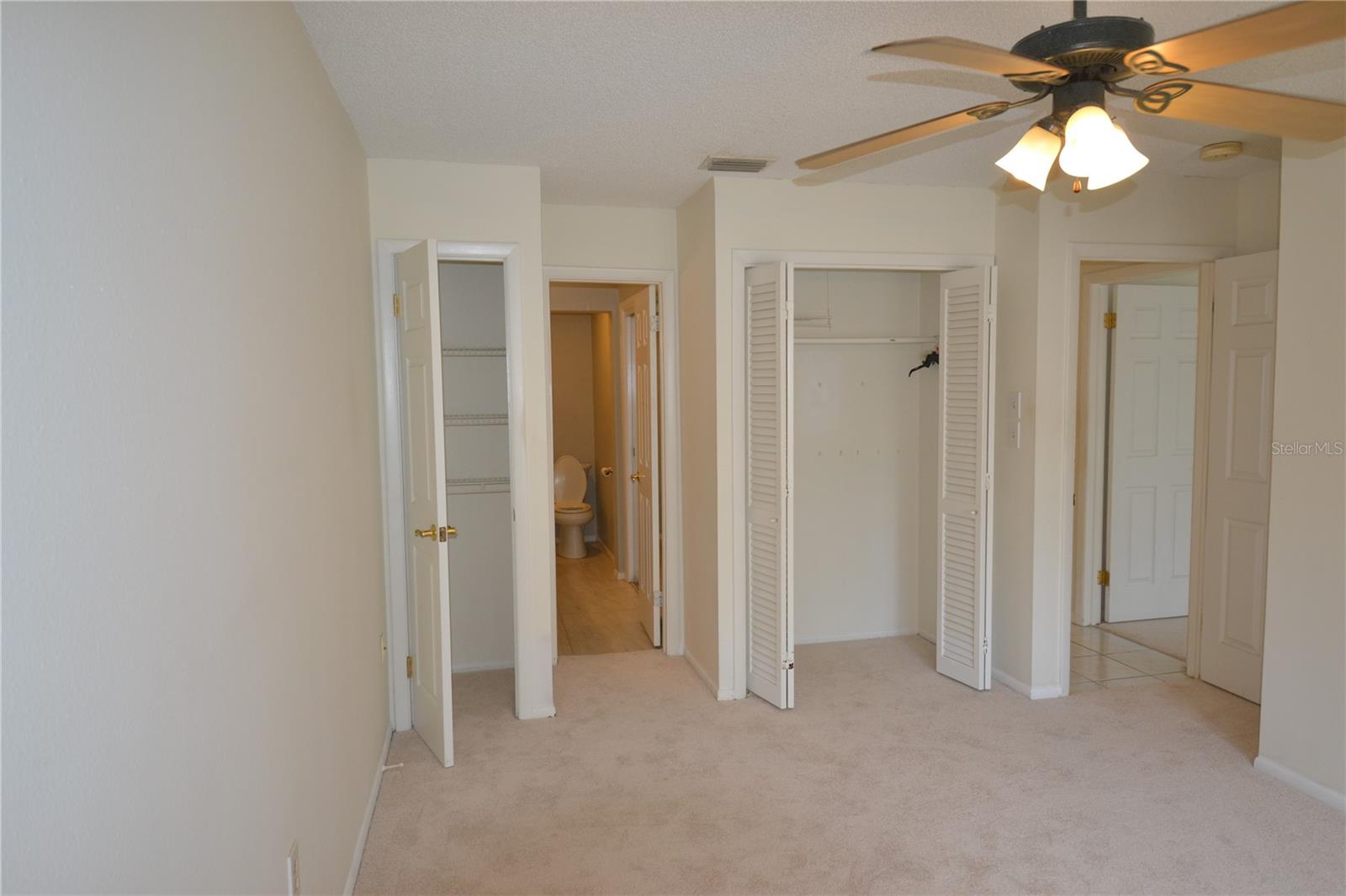 329 MOORINGS COVE DR, TARPON SPRINGS, FL, 34689