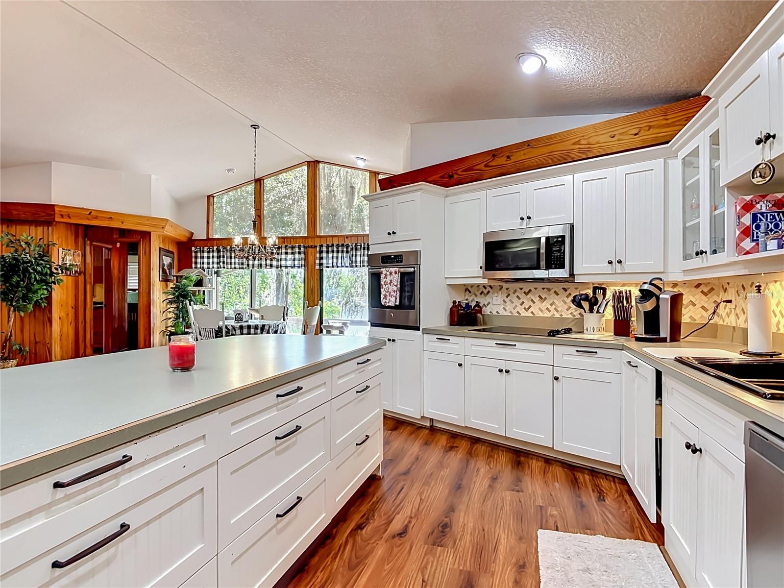 43809 SUNSET DR, PAISLEY, FL, 32767