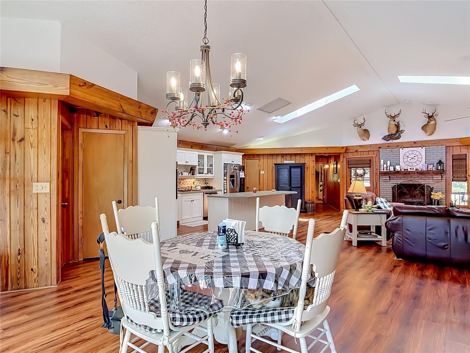 43809 SUNSET DR, PAISLEY, FL, 32767