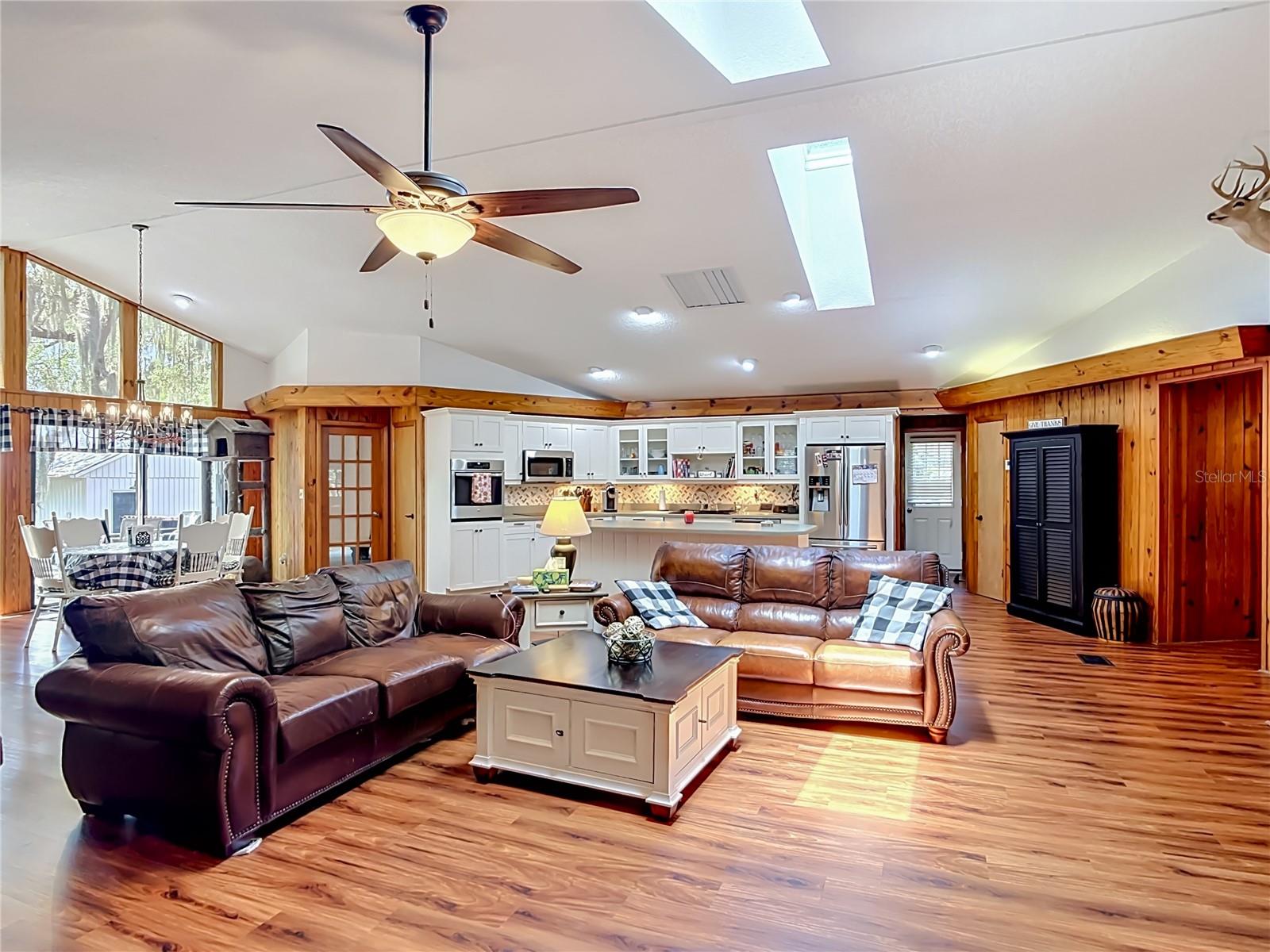43809 SUNSET DR, PAISLEY, FL, 32767