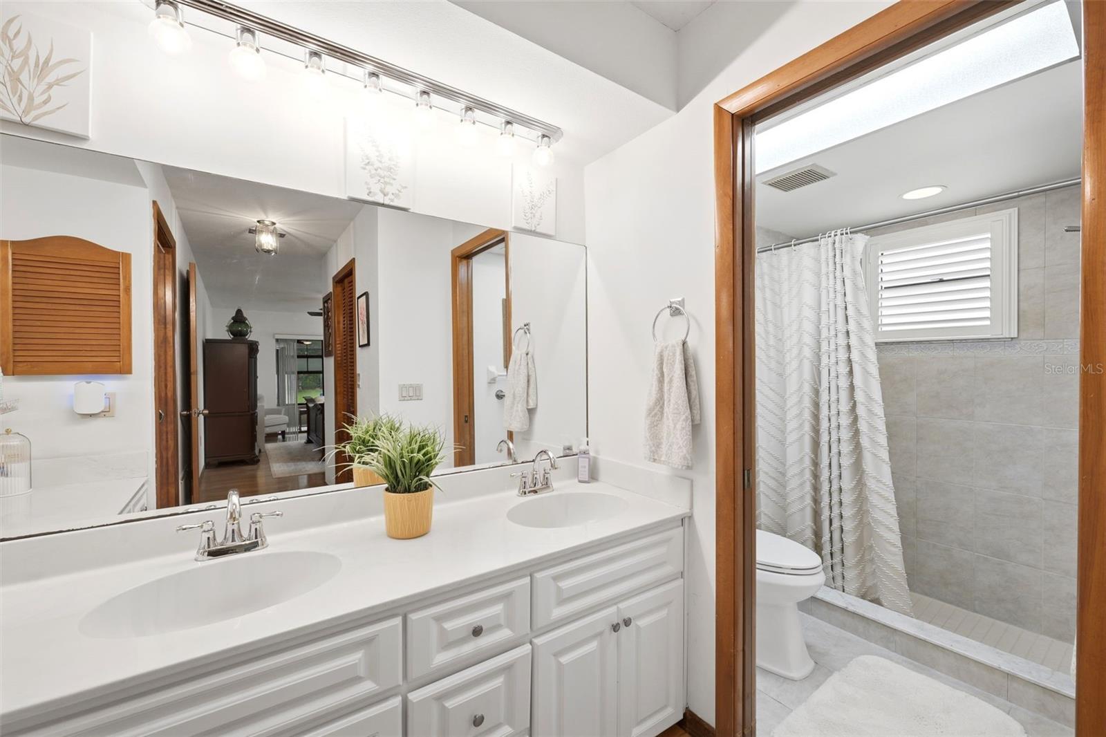 5227 SUWANNEE RD, WEEKI WACHEE, FL, 34607