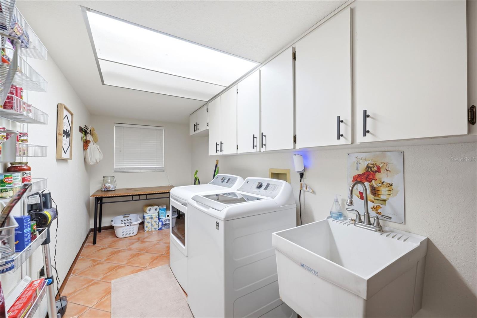 5227 SUWANNEE RD, WEEKI WACHEE, FL, 34607
