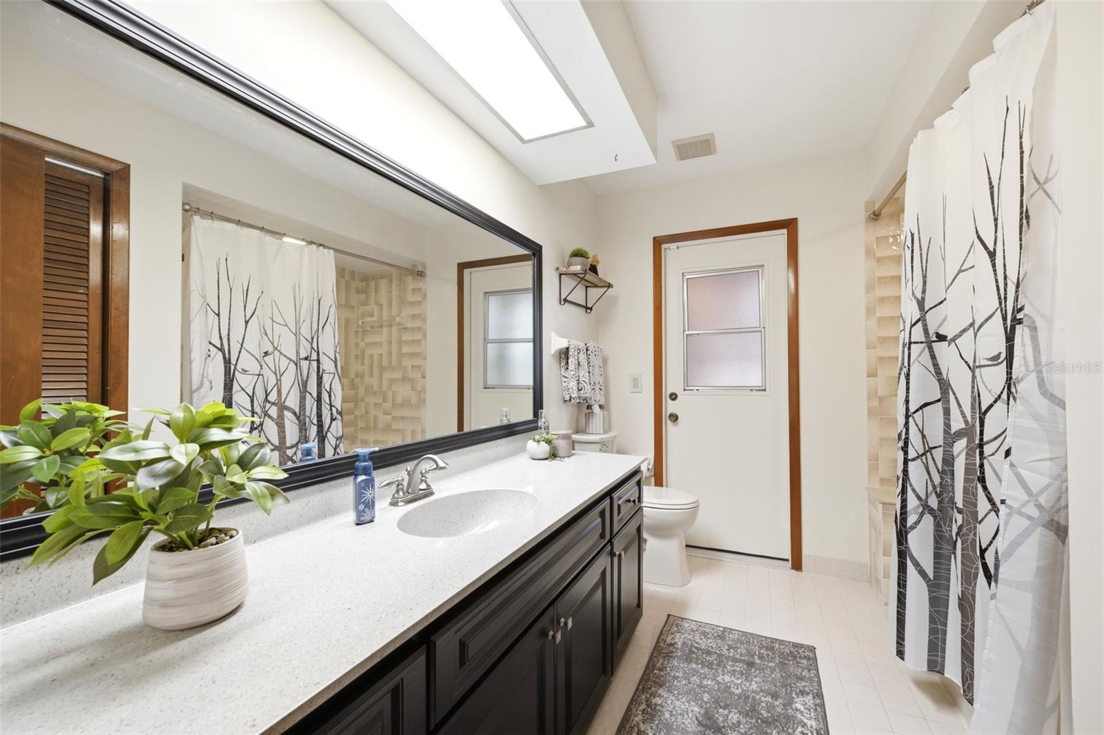 5227 SUWANNEE RD, WEEKI WACHEE, FL, 34607