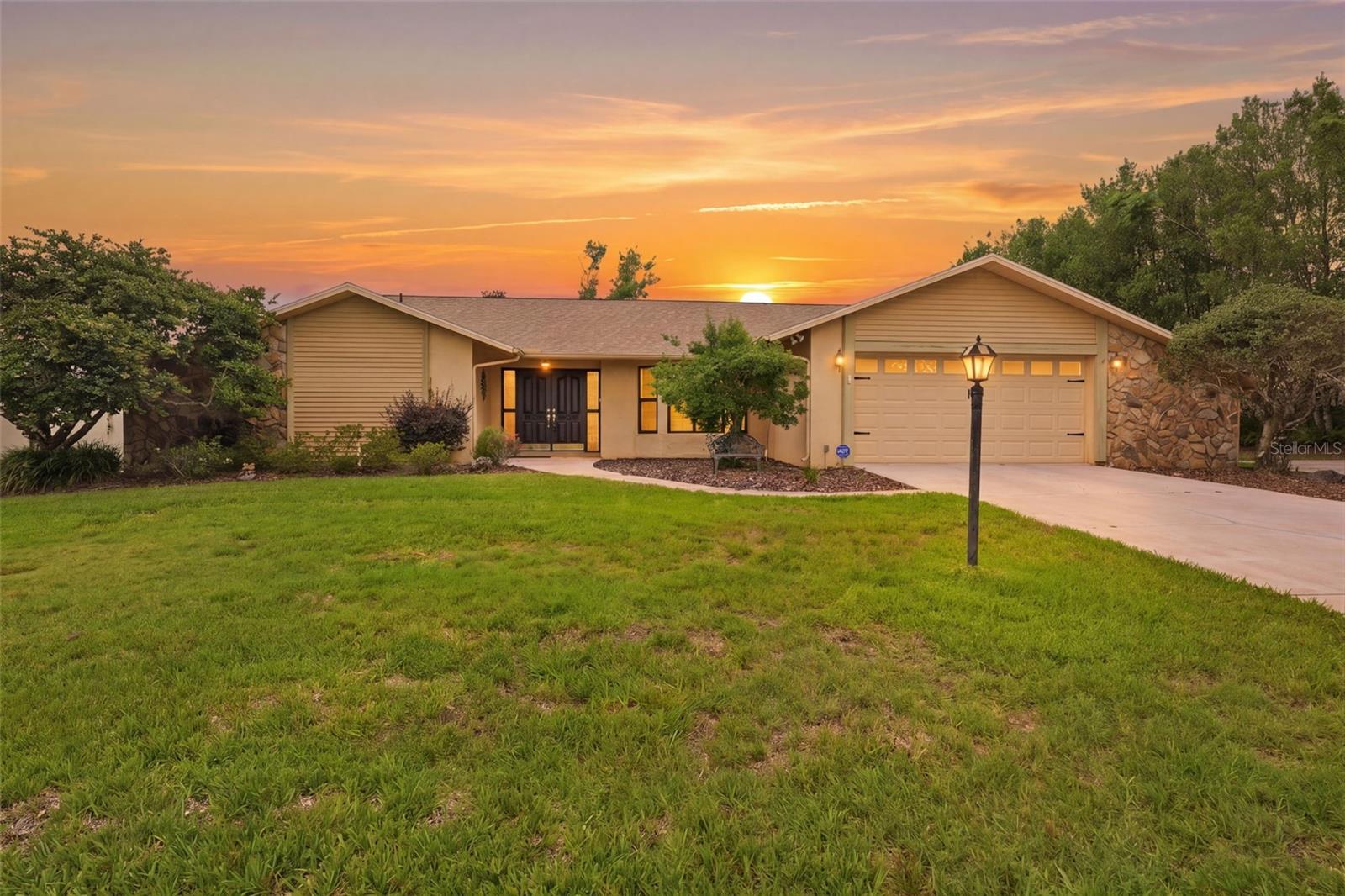5227 SUWANNEE RD, WEEKI WACHEE, FL, 34607
