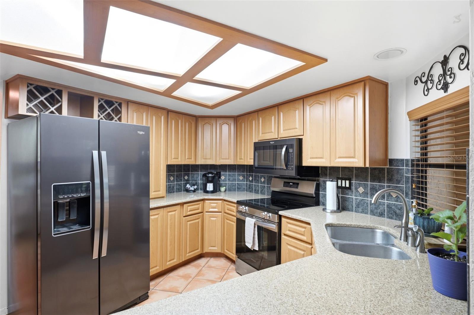 5227 SUWANNEE RD, WEEKI WACHEE, FL, 34607