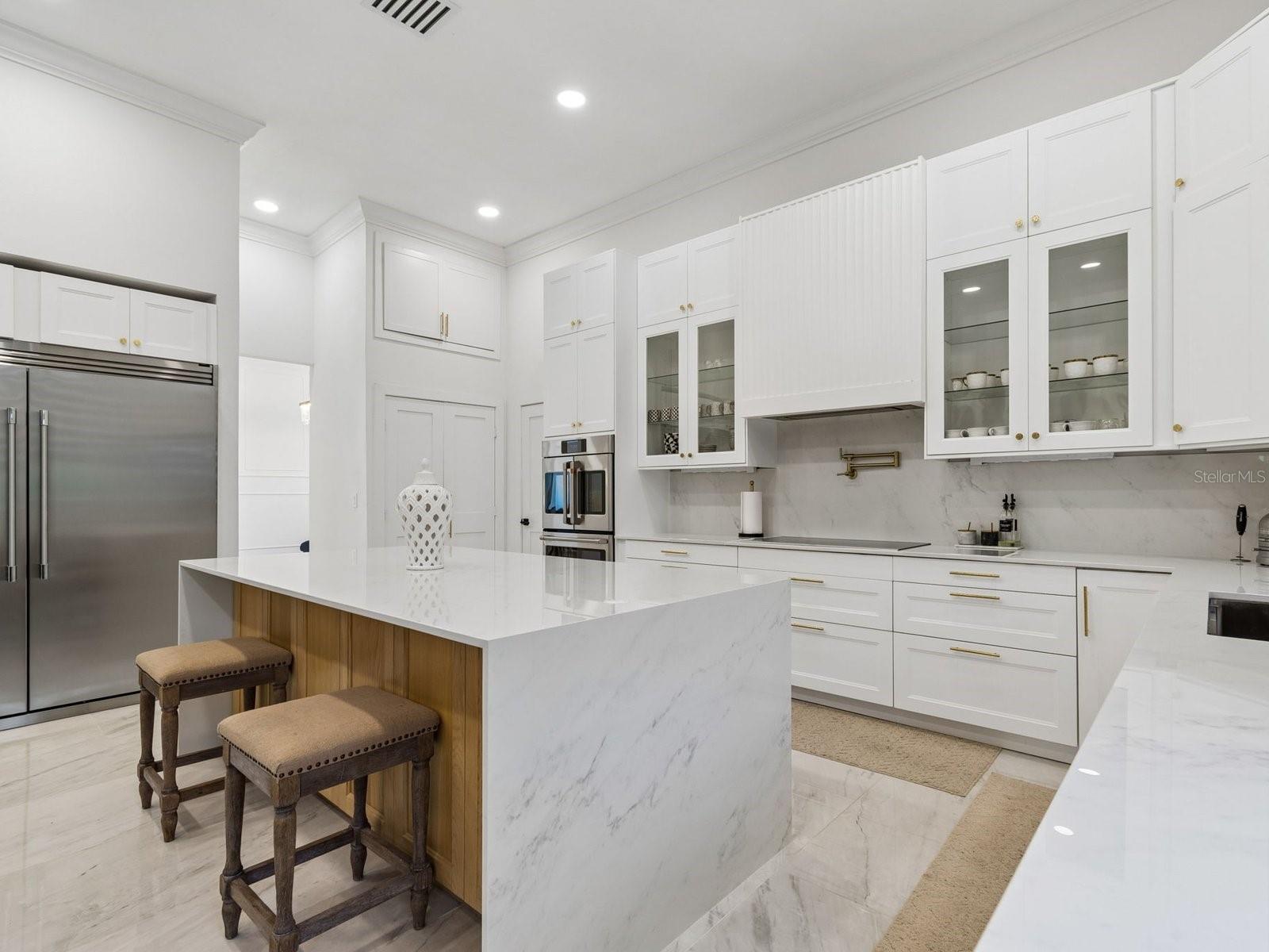 2402 HUNTINGTON BLVD, SAFETY HARBOR, FL, 34695