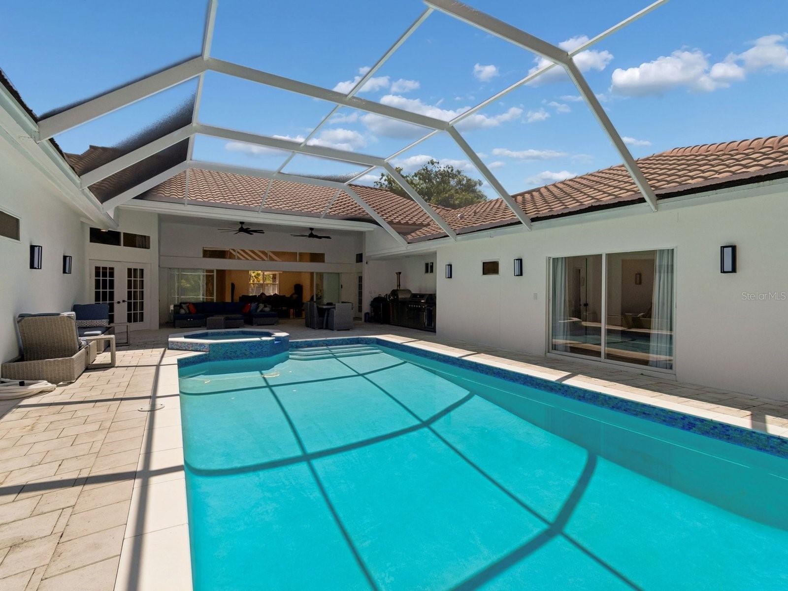 2402 HUNTINGTON BLVD, SAFETY HARBOR, FL, 34695
