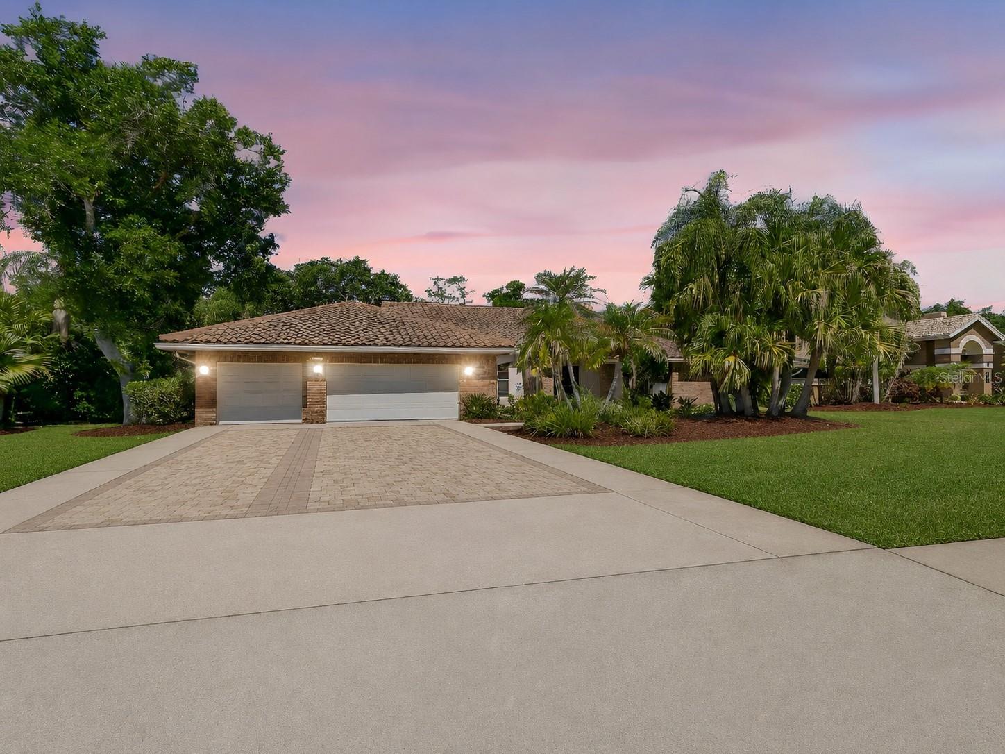 2402 HUNTINGTON BLVD, SAFETY HARBOR, FL, 34695