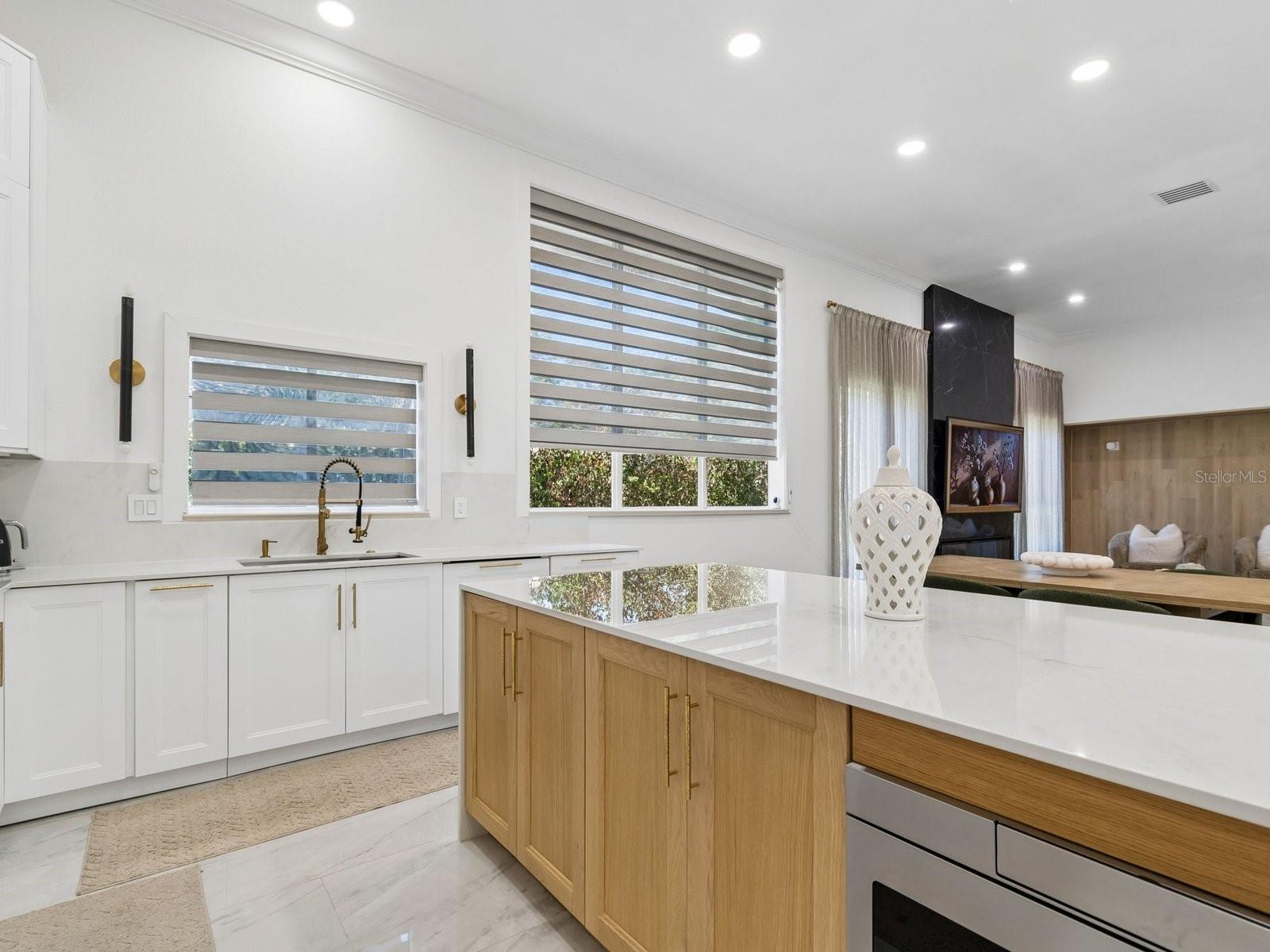 2402 HUNTINGTON BLVD, SAFETY HARBOR, FL, 34695
