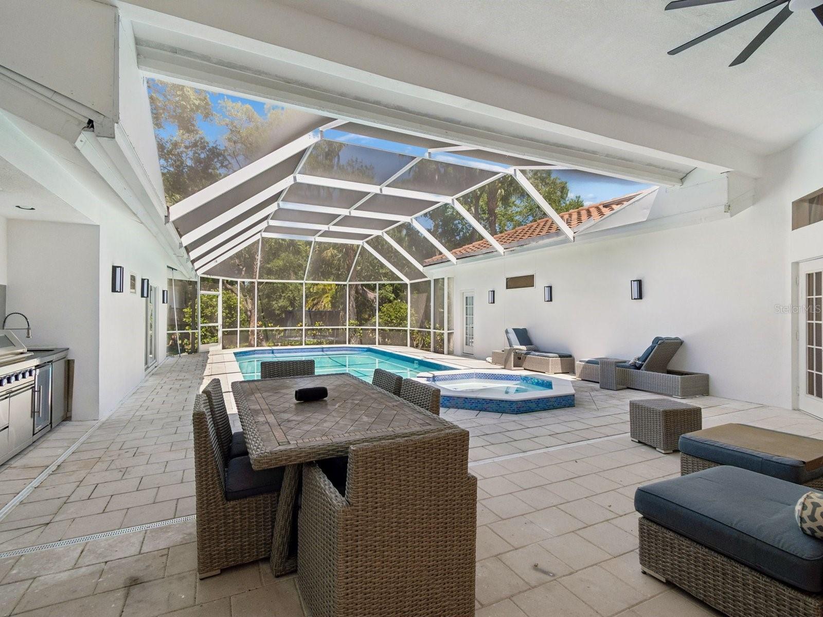 2402 HUNTINGTON BLVD, SAFETY HARBOR, FL, 34695