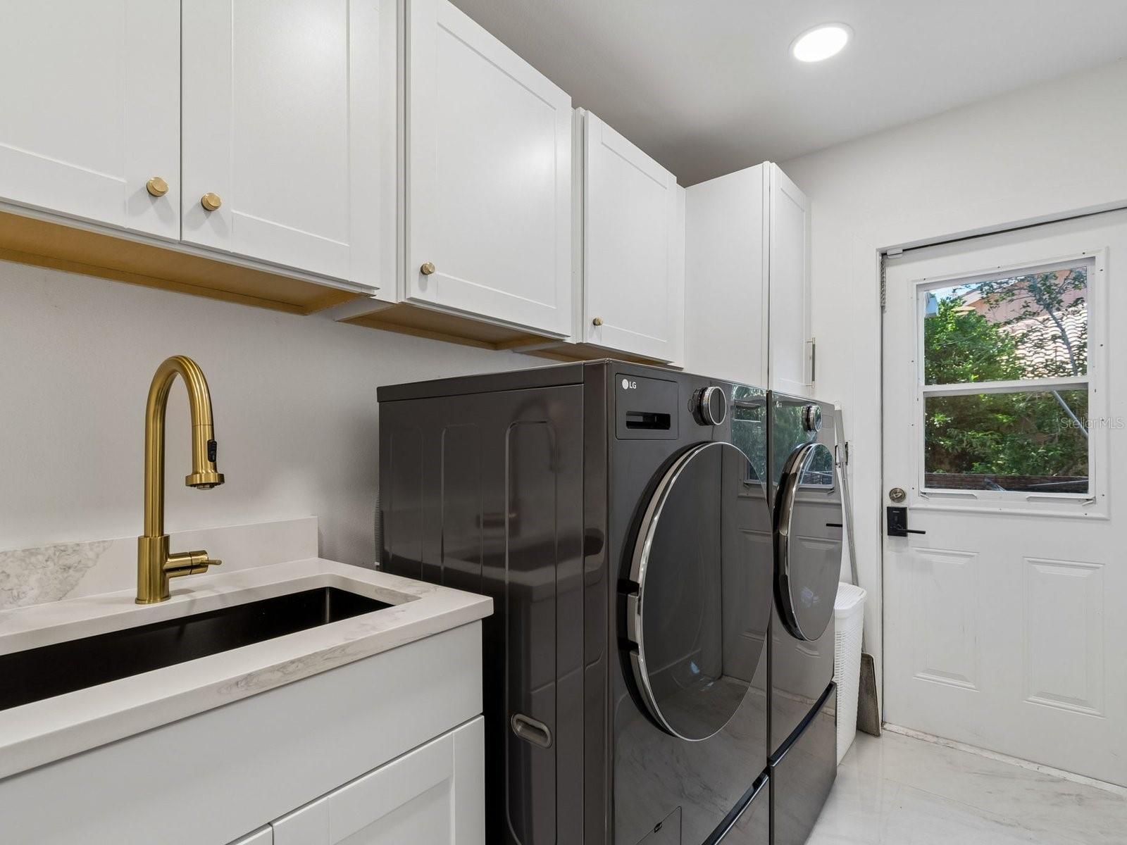 2402 HUNTINGTON BLVD, SAFETY HARBOR, FL, 34695