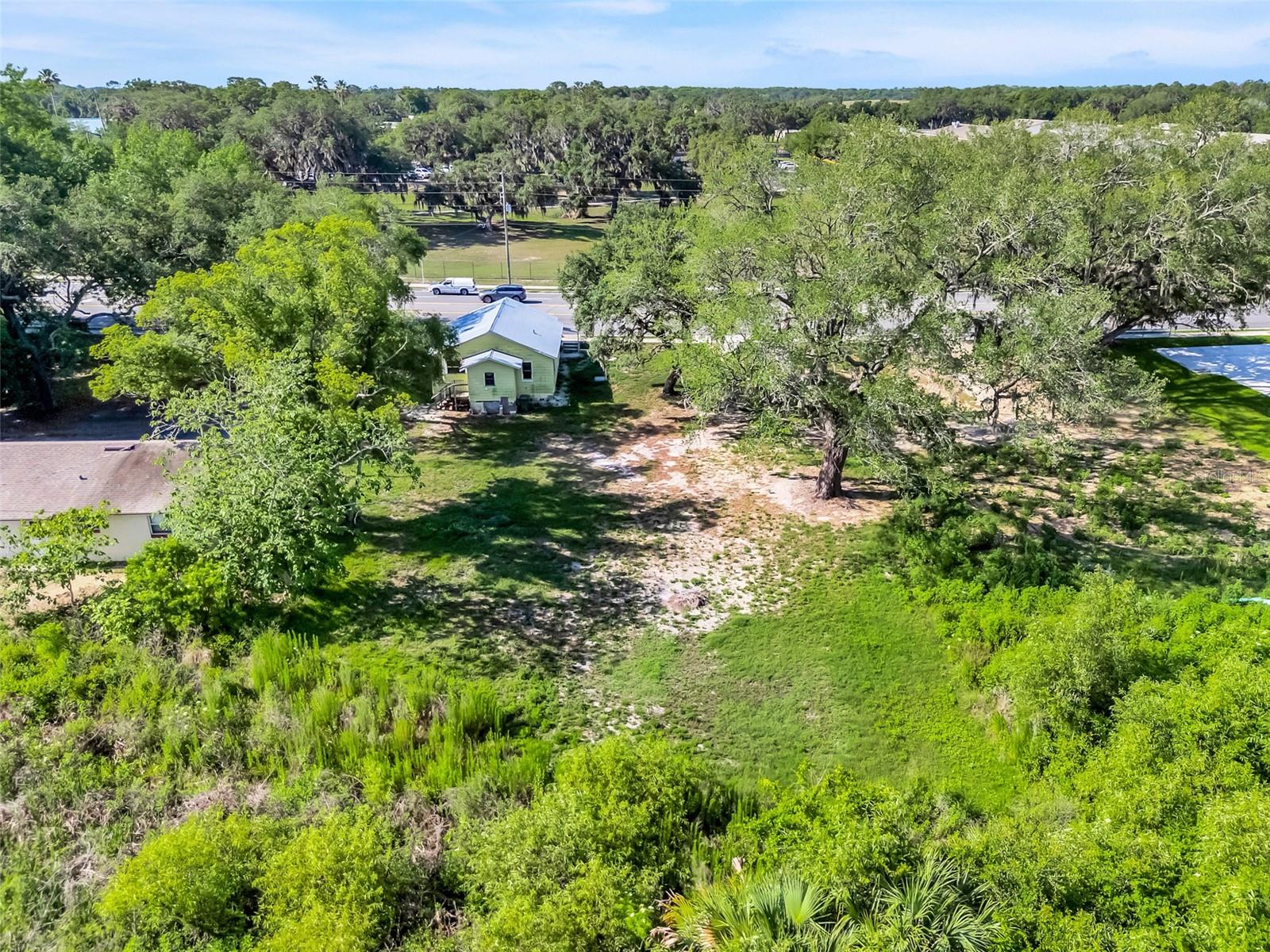 2104 SOUTH ST, LEESBURG, FL, 34748
