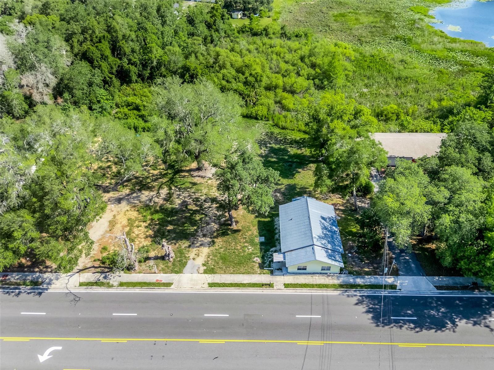 2104 SOUTH ST, LEESBURG, FL, 34748