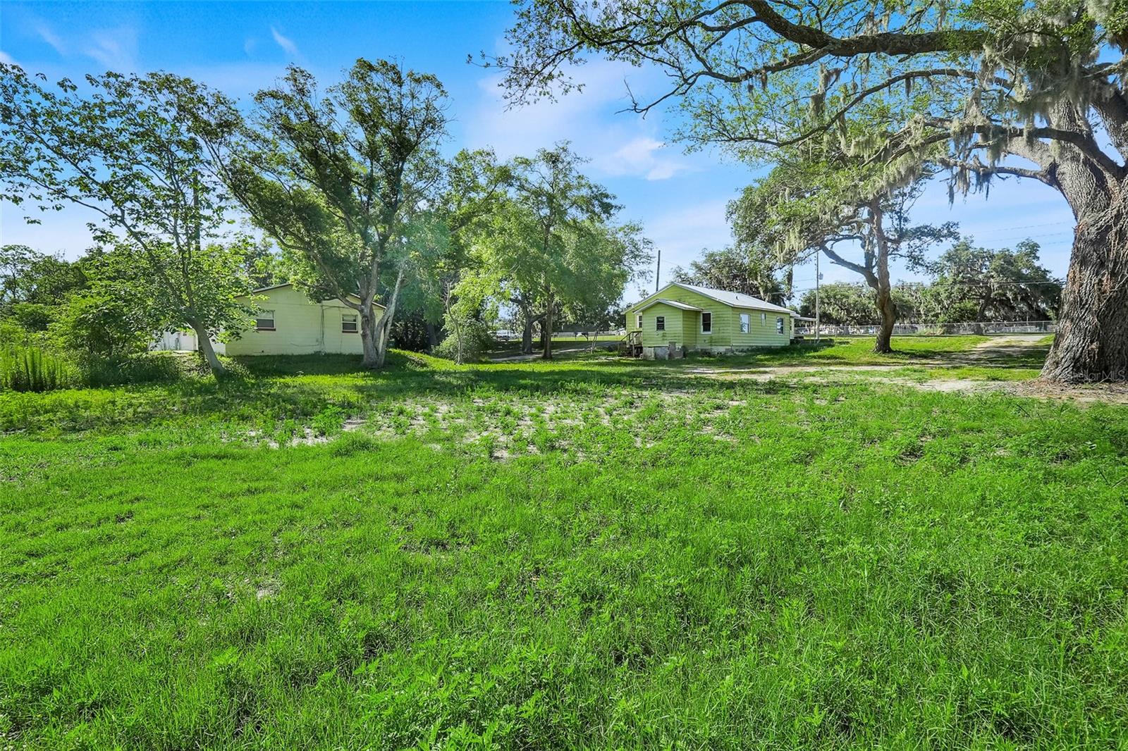 2104 SOUTH ST, LEESBURG, FL, 34748