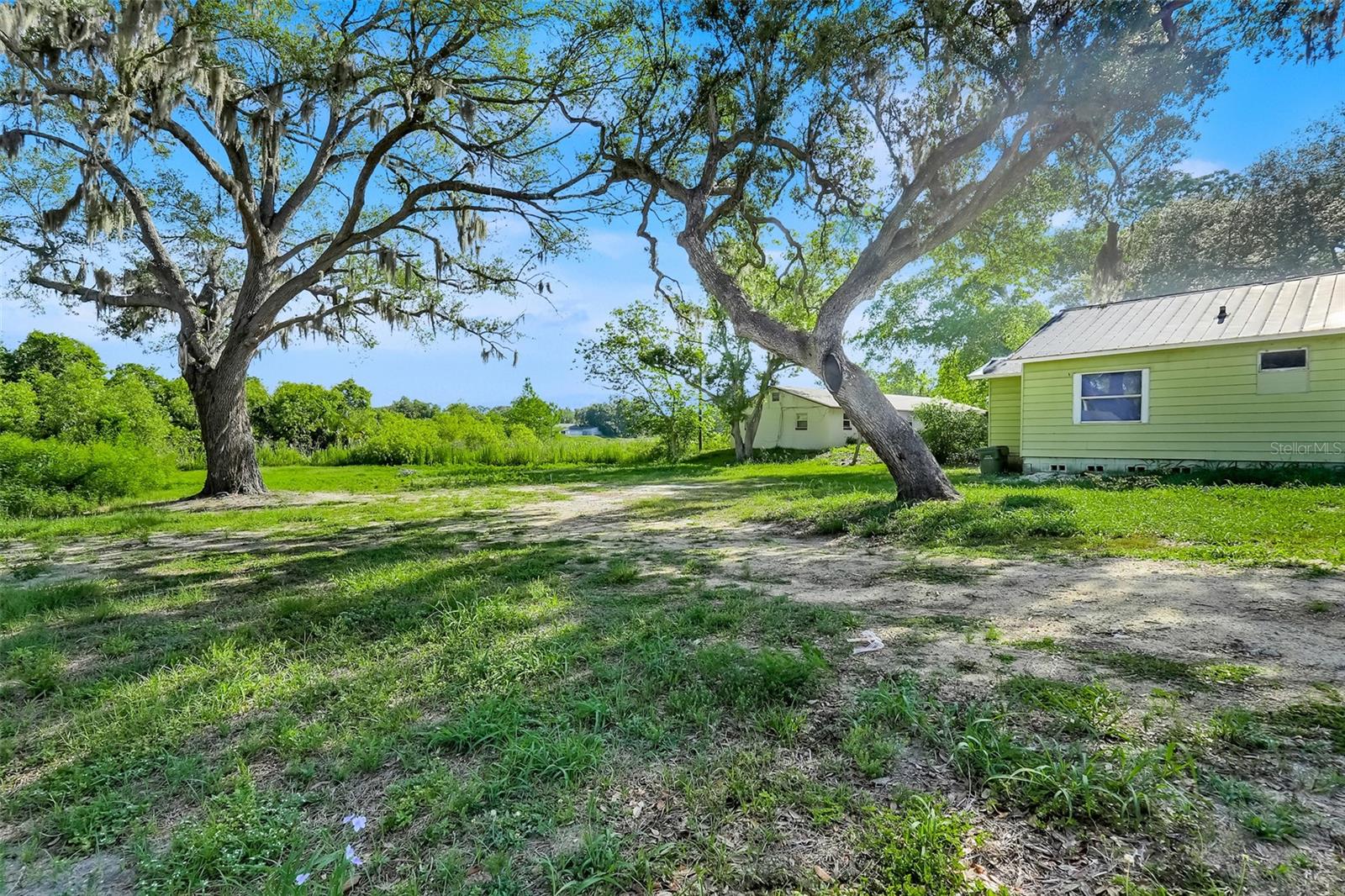 2104 SOUTH ST, LEESBURG, FL, 34748