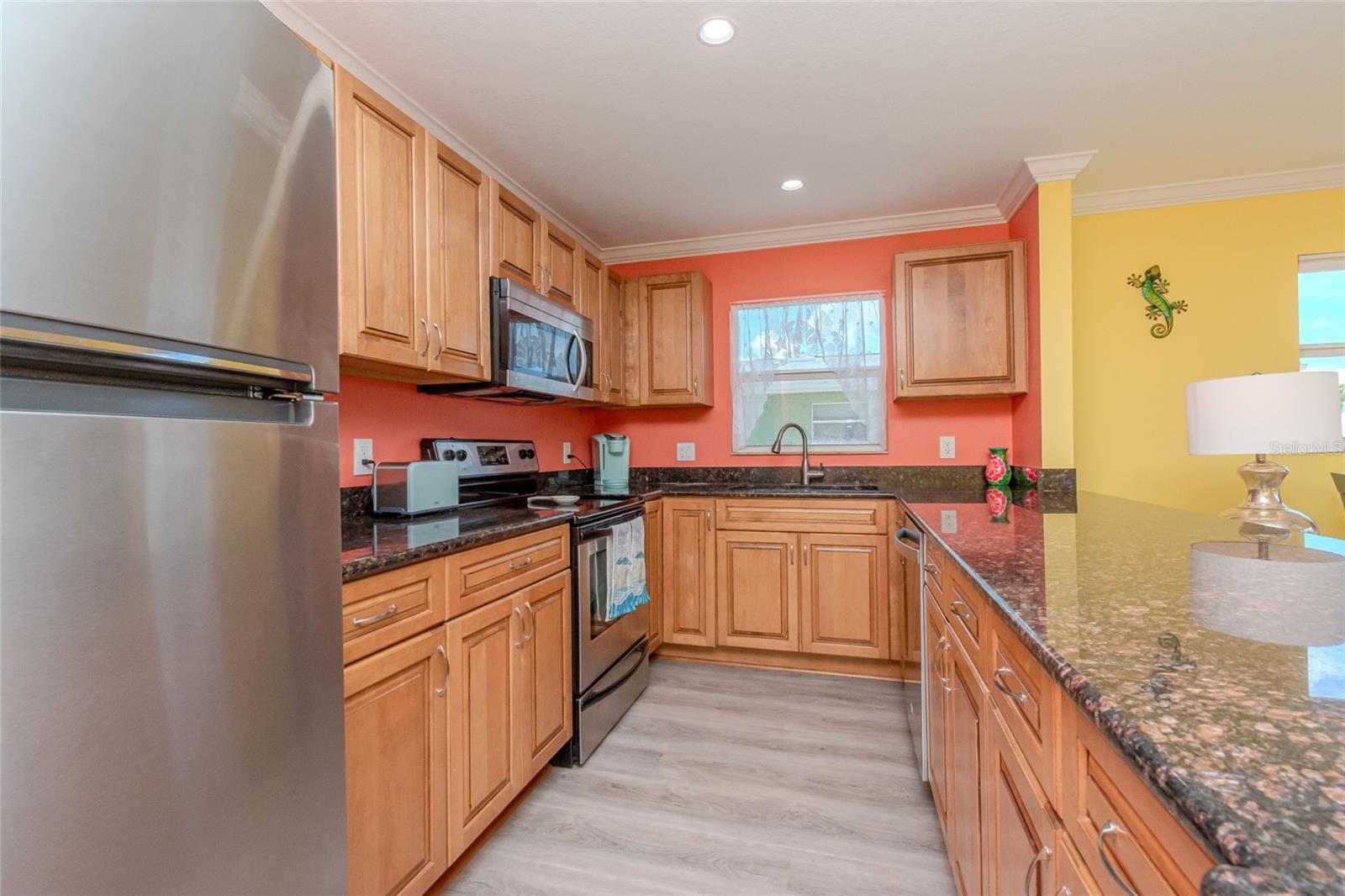 5605 SHORE BLVD S #1B, GULFPORT, FL, 33707