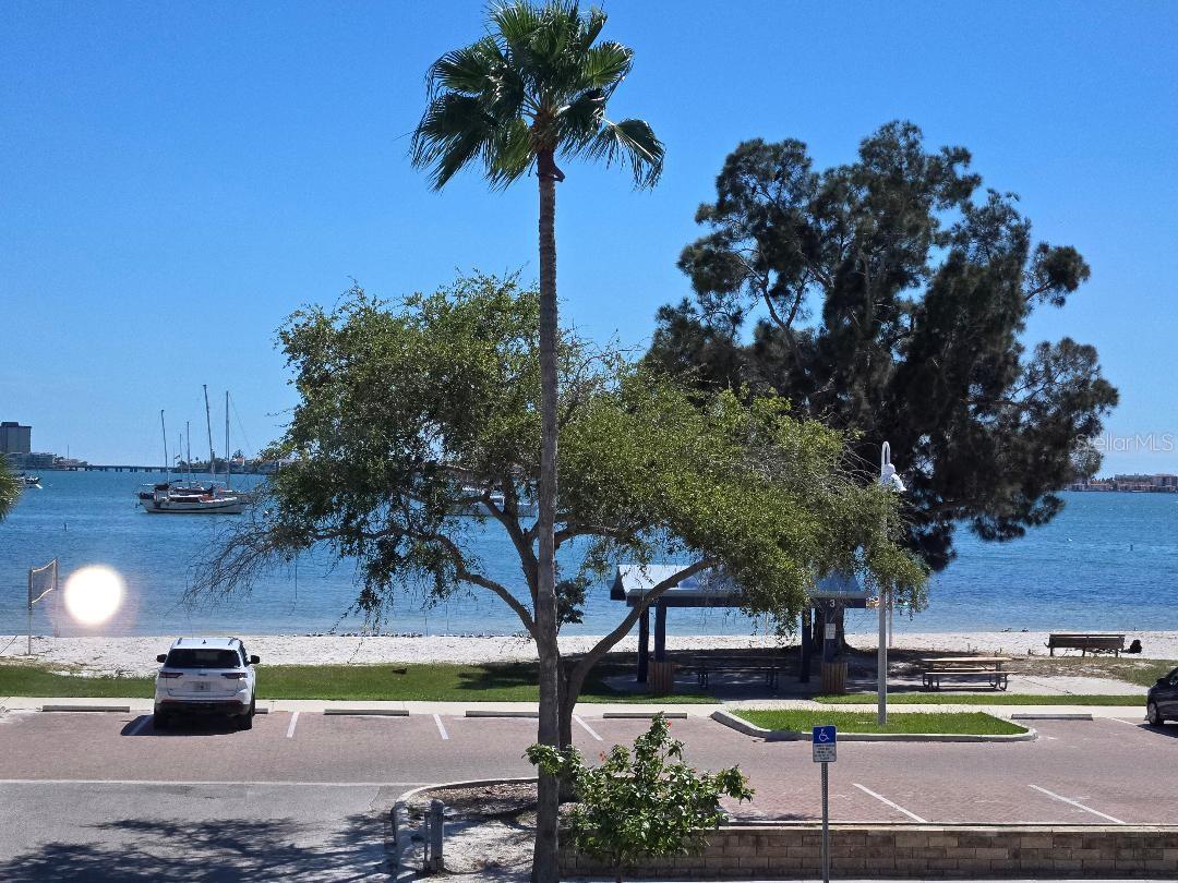 5605 SHORE BLVD S #1B, GULFPORT, FL, 33707