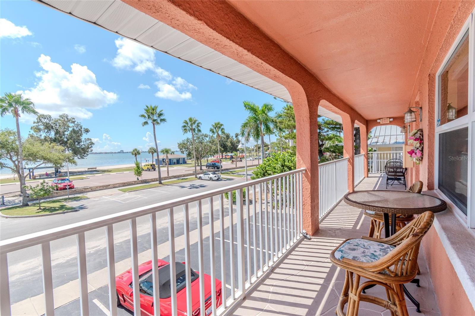 5605 SHORE BLVD S #1B, GULFPORT, FL, 33707