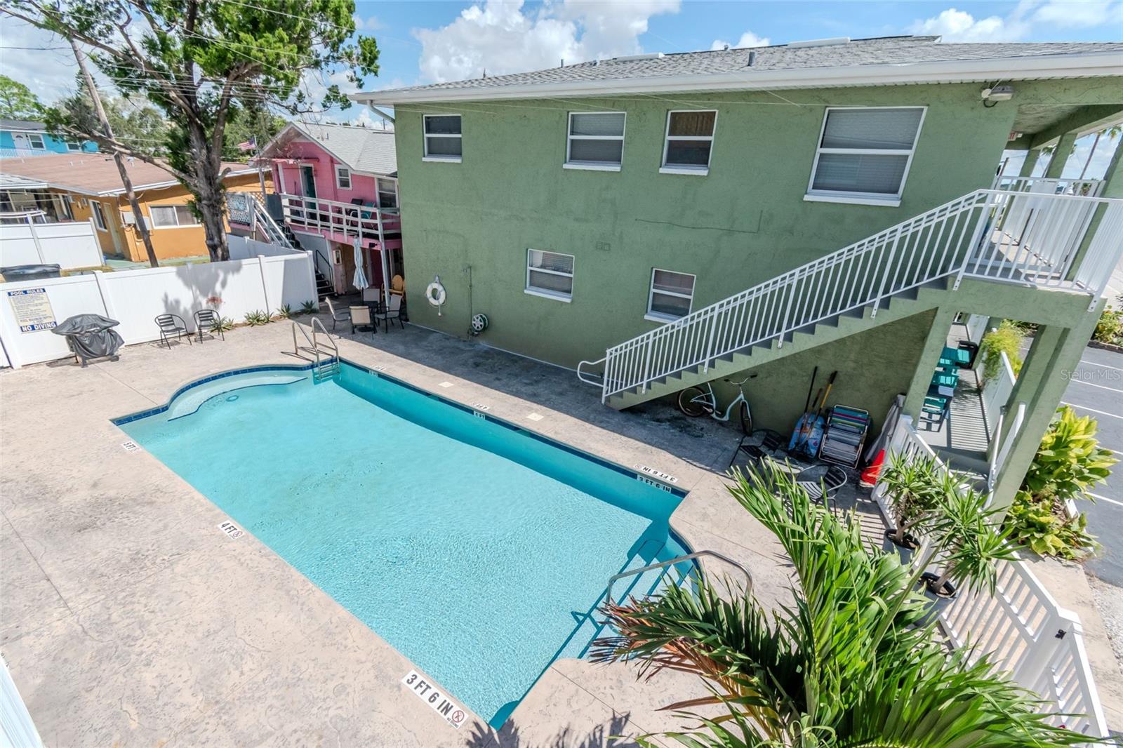 5605 SHORE BLVD S #1B, GULFPORT, FL, 33707