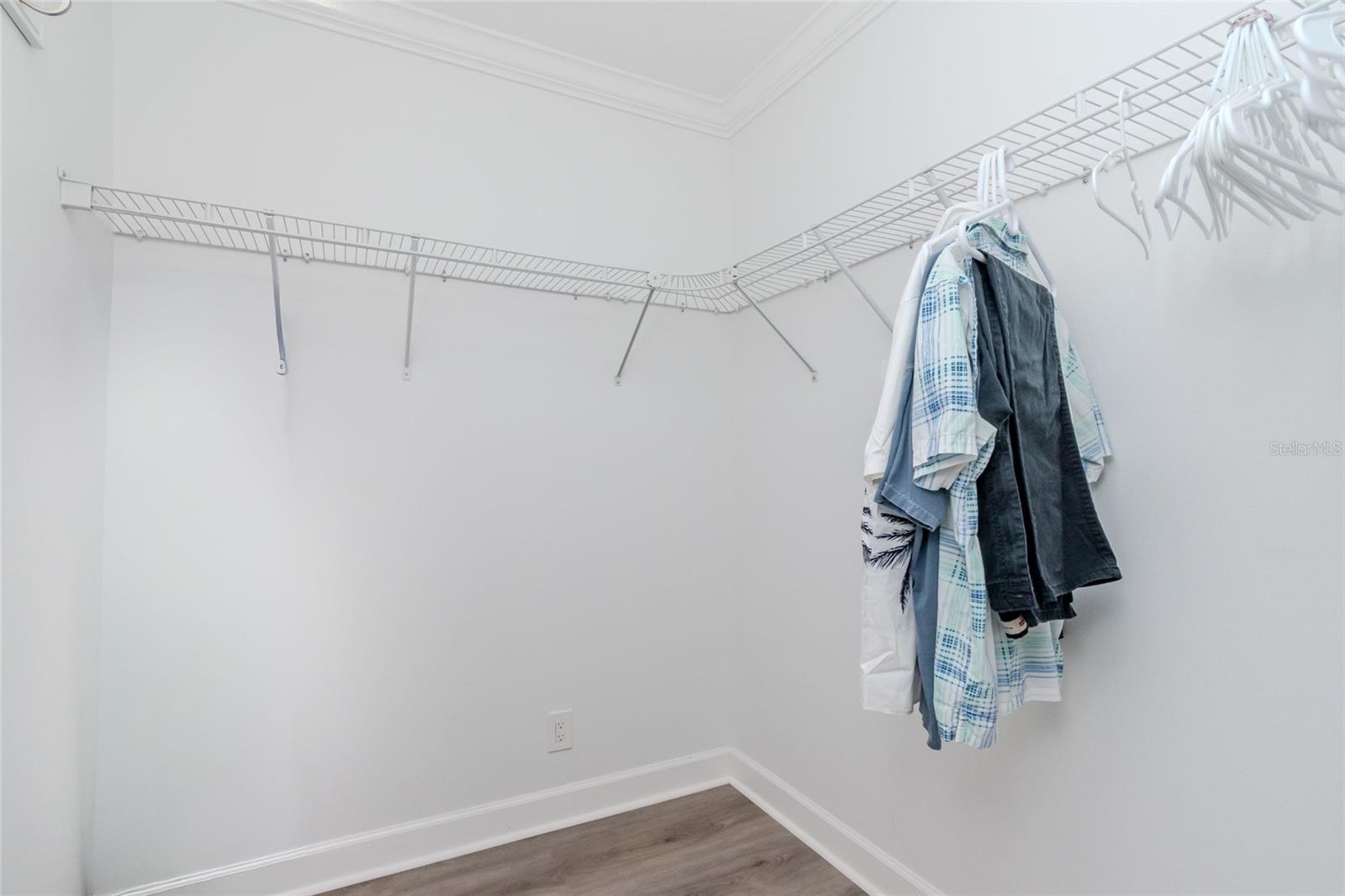 5605 SHORE BLVD S #1B, GULFPORT, FL, 33707