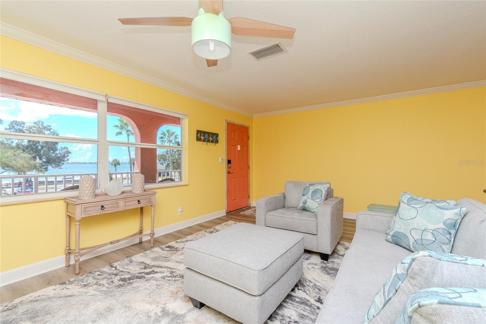 5605 SHORE BLVD S #1B, GULFPORT, FL, 33707