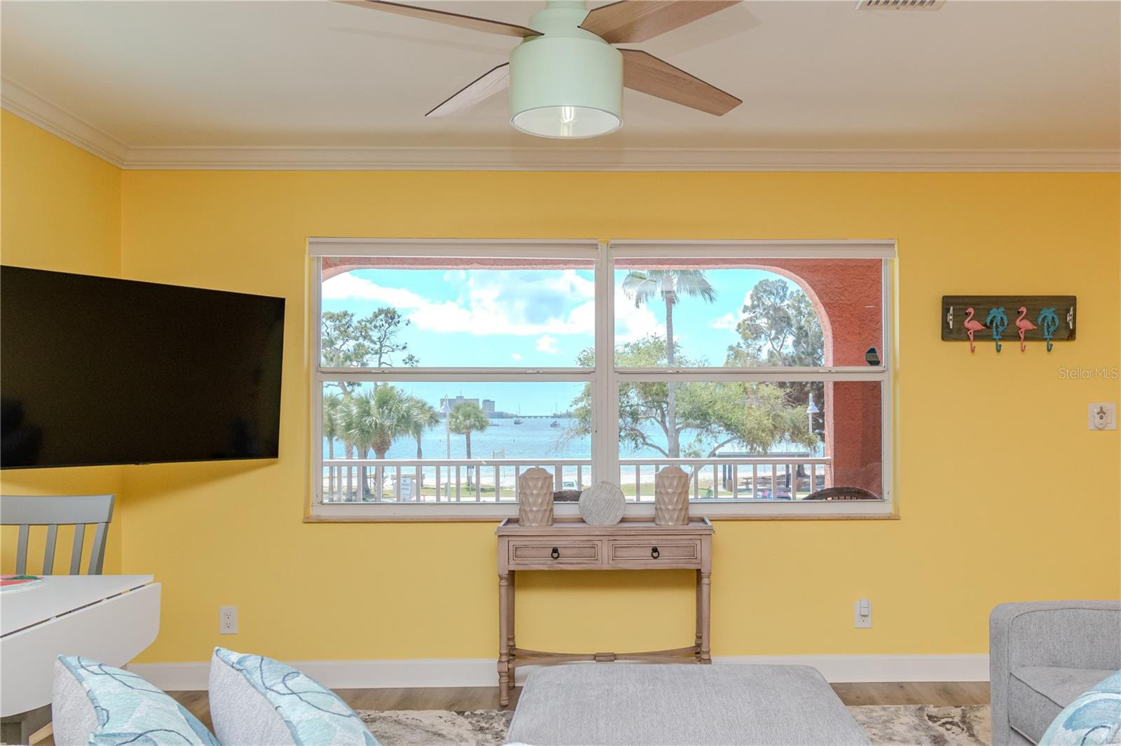 5605 SHORE BLVD S #1B, GULFPORT, FL, 33707