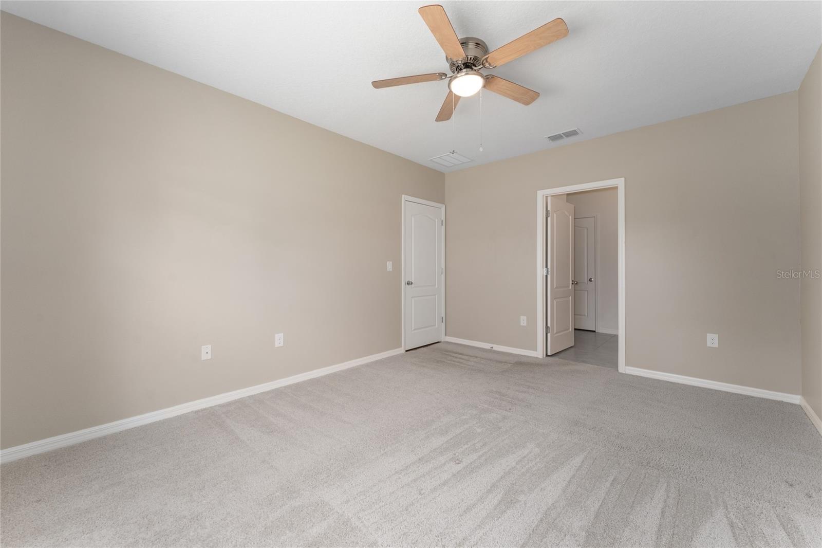 10511 BURLWOOD DRIVE, LEESBURG, FL, 34788