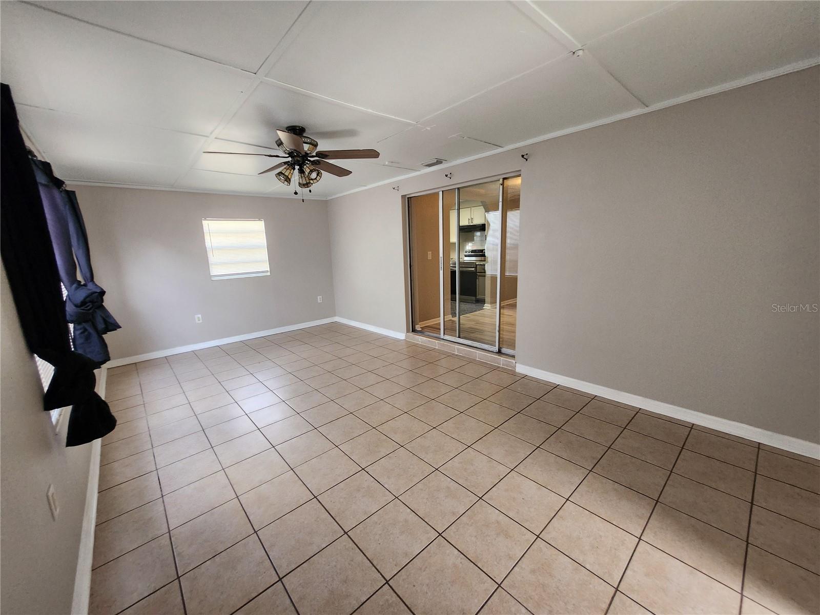 806 WALNUT DR, SEFFNER, FL, 33584