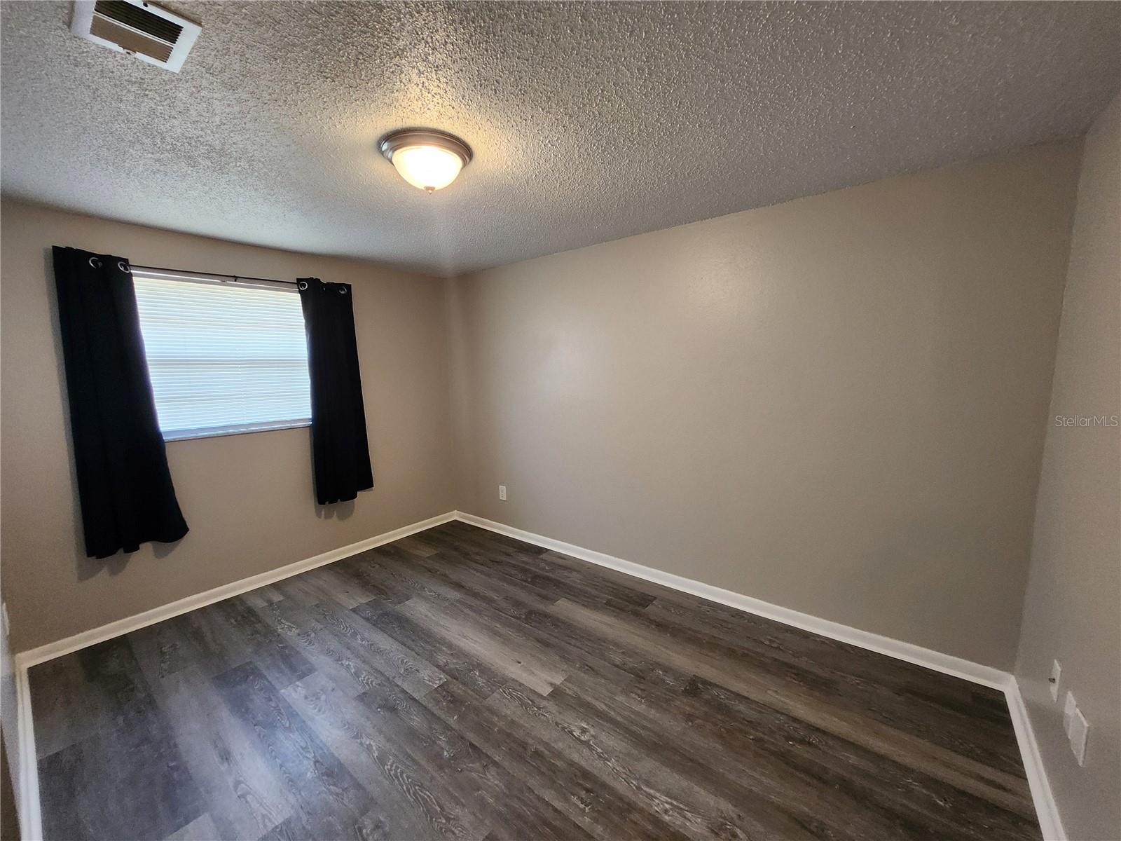806 WALNUT DR, SEFFNER, FL, 33584
