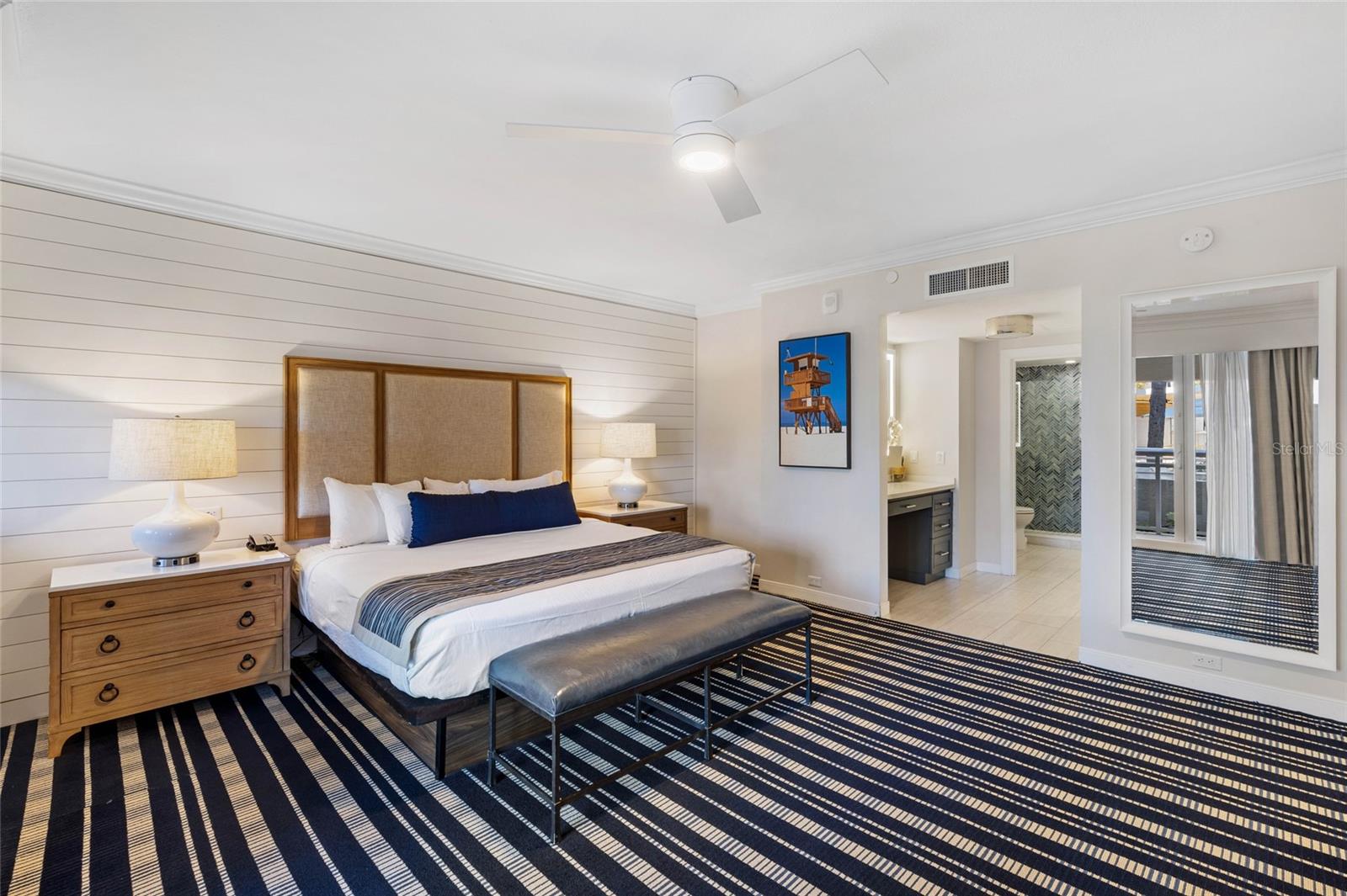 210 SANDS POINT RD #2101, LONGBOAT KEY, FL, 34228