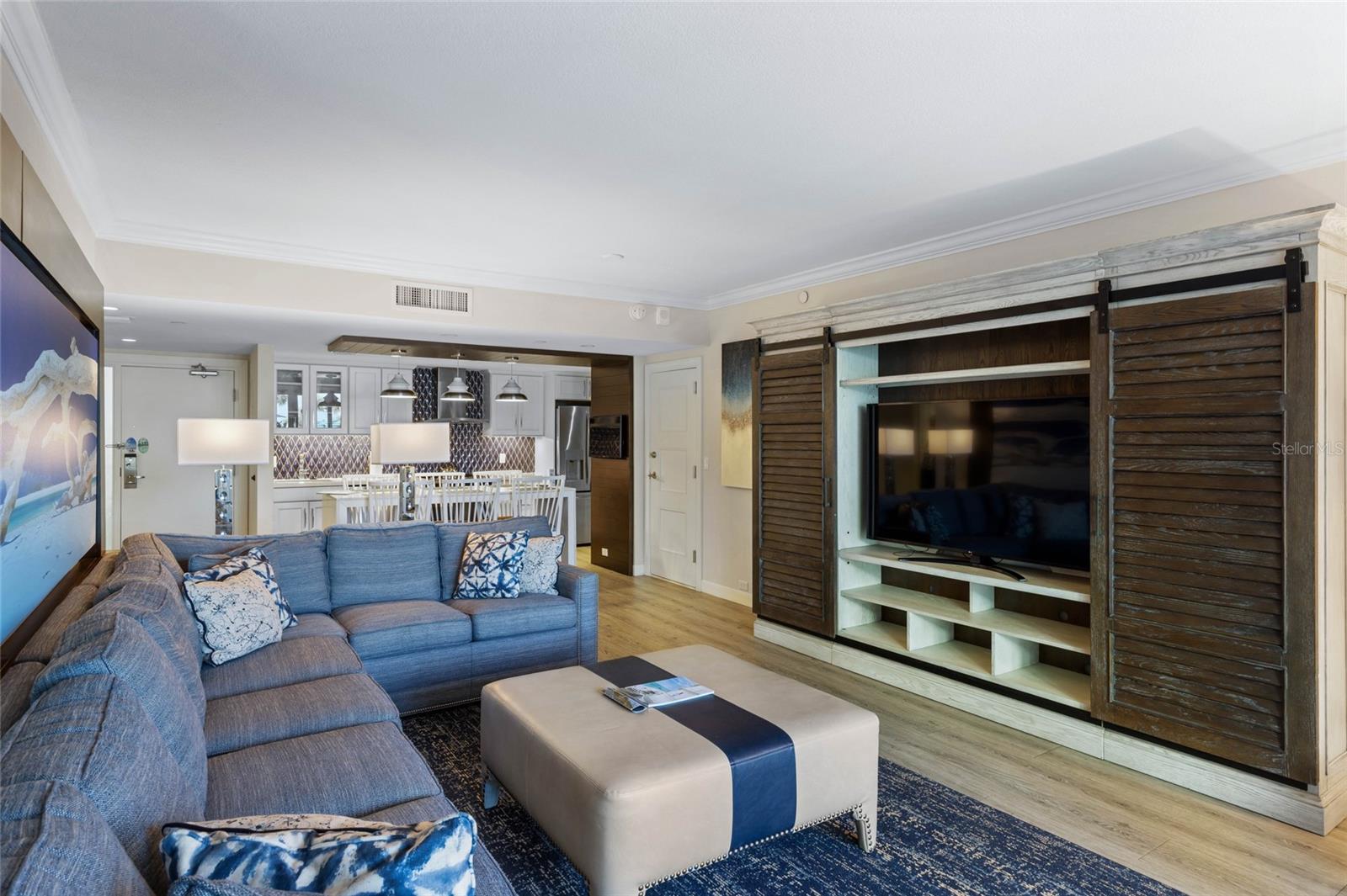 210 SANDS POINT RD #2101, LONGBOAT KEY, FL, 34228