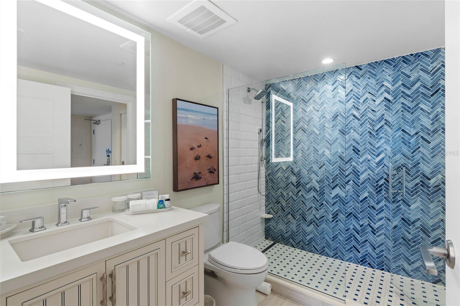210 SANDS POINT RD #2101, LONGBOAT KEY, FL, 34228