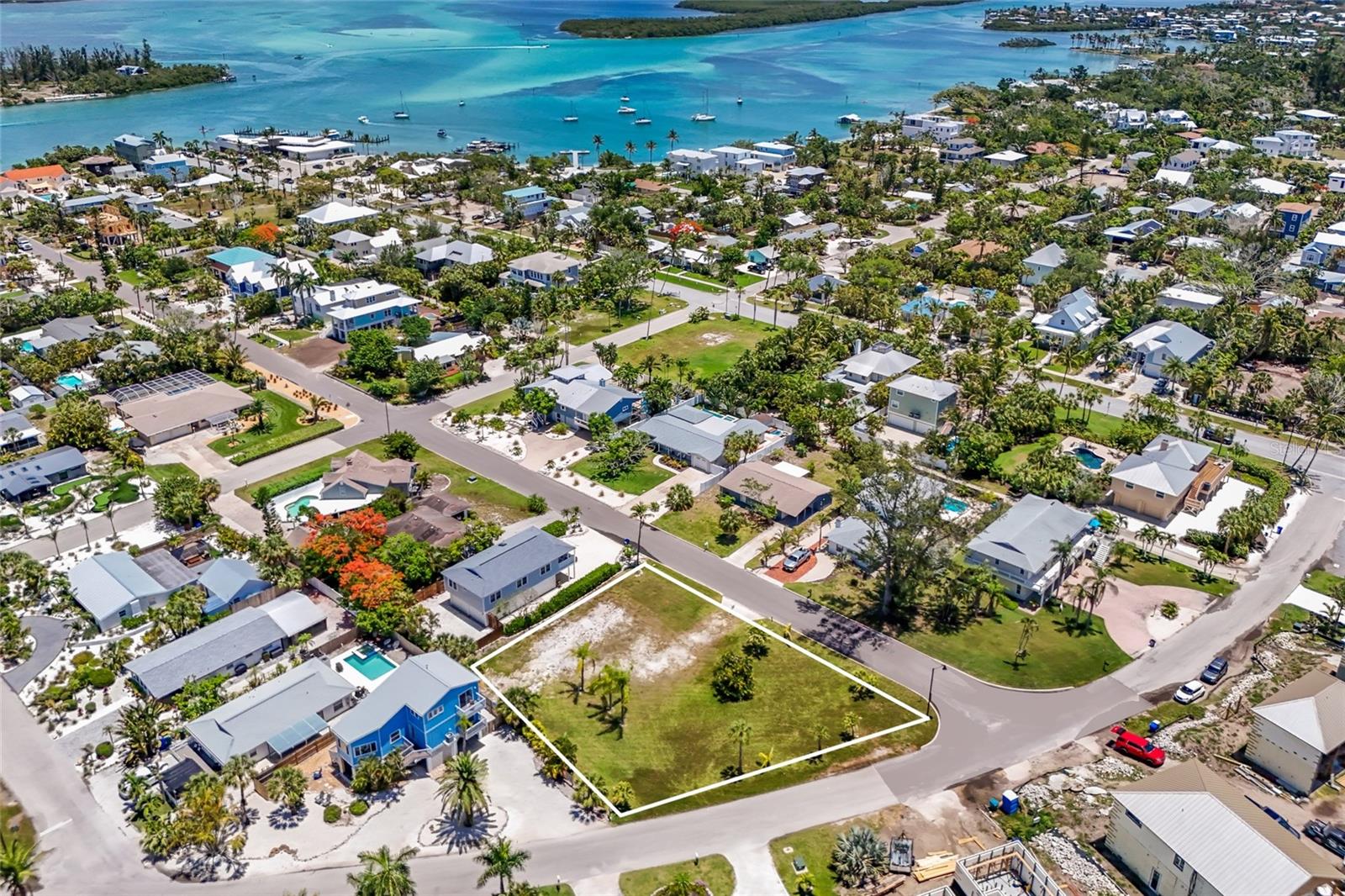 591 RUSSELL ST, LONGBOAT KEY, FL, 34228