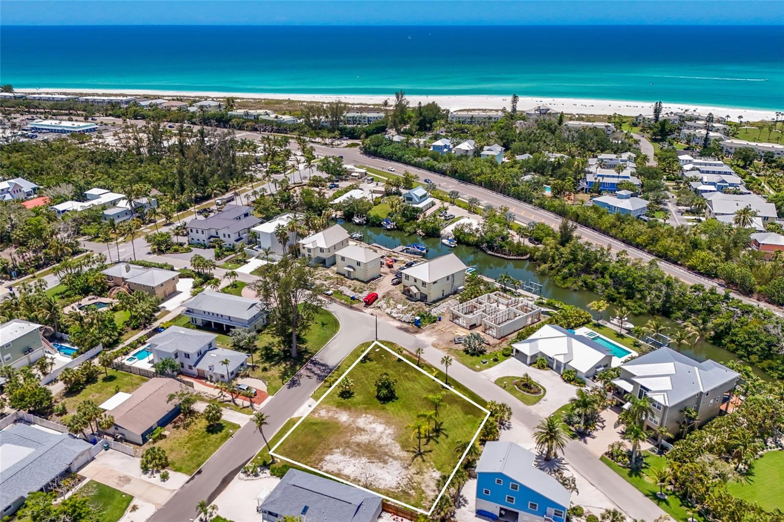 591 RUSSELL ST, LONGBOAT KEY, FL, 34228