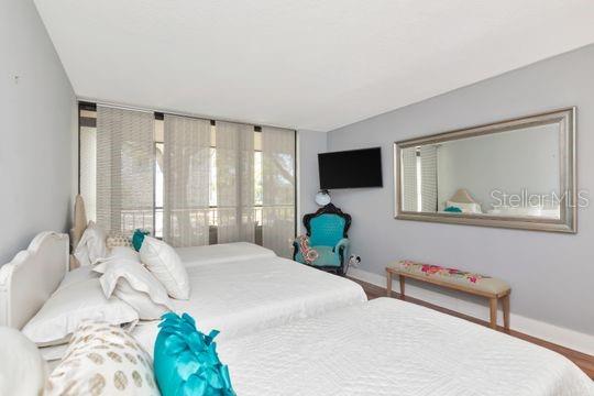 220 BELLEVIEW BLVD #203, BELLEAIR, FL, 33756