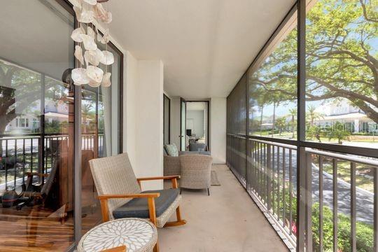 220 BELLEVIEW BLVD #203, BELLEAIR, FL, 33756