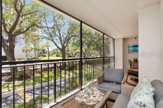 220 BELLEVIEW BLVD #203, BELLEAIR, FL, 33756