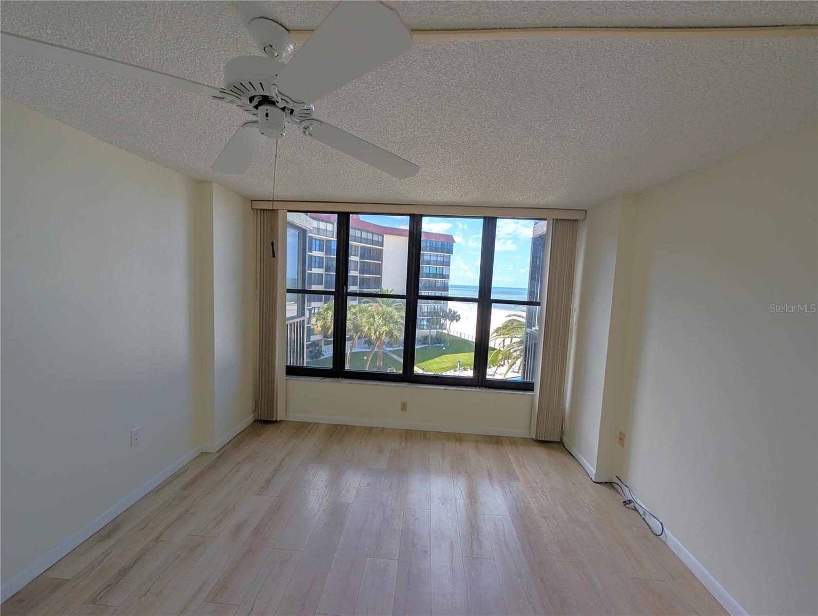 18304 GULF BLVD #406, REDINGTON SHORES, FL, 33708