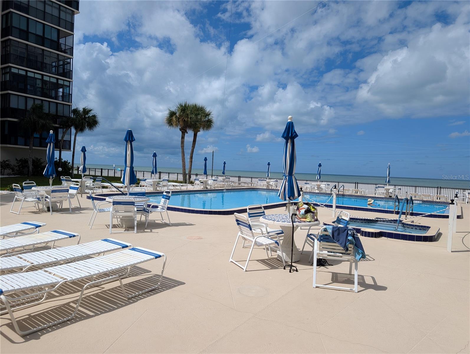 18304 GULF BLVD #406, REDINGTON SHORES, FL, 33708