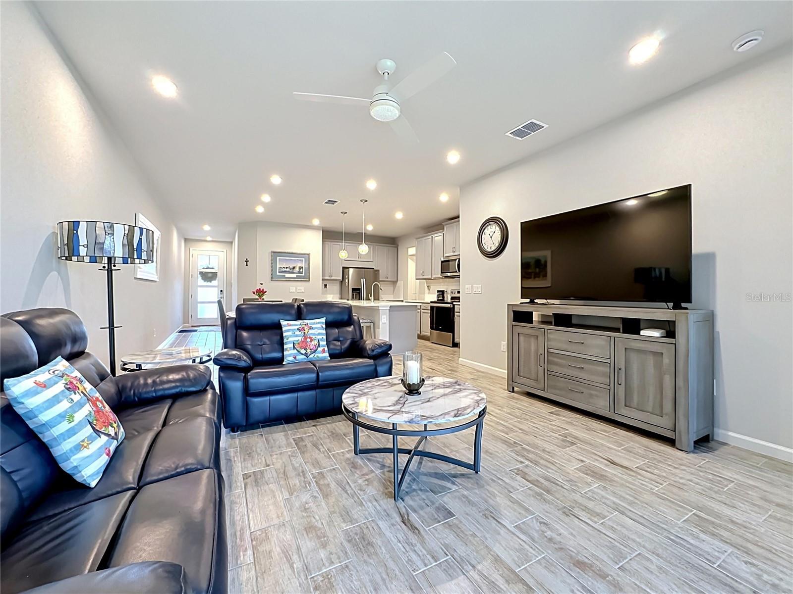 3775 MAXWELL PARK DR #3775, SUN CITY CENTER, FL, 33573