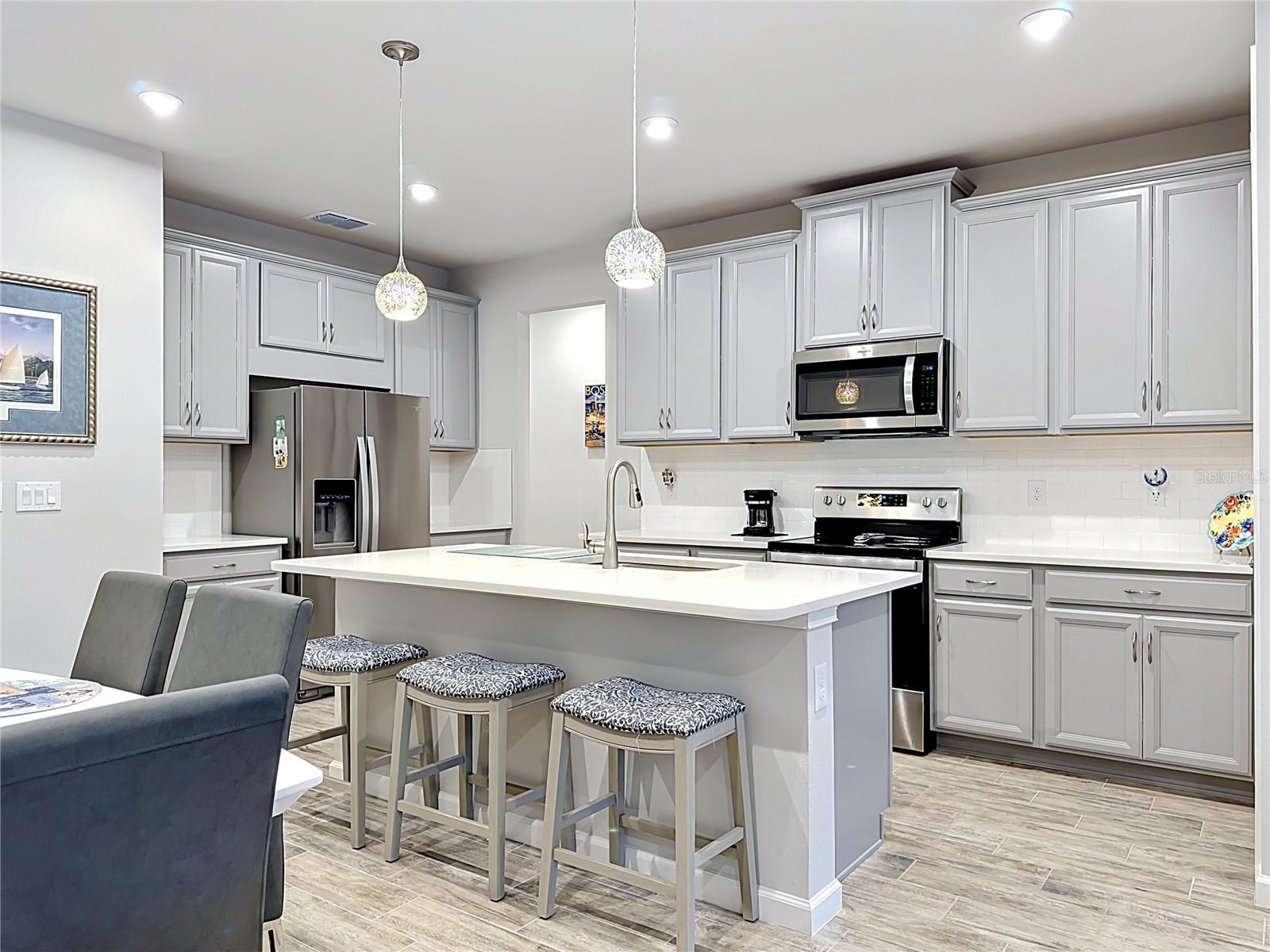 3775 MAXWELL PARK DR #3775, SUN CITY CENTER, FL, 33573